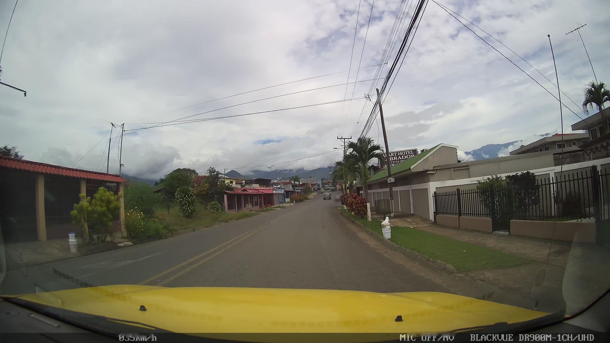 Street view near Hotel Don Roberto, San Isidro — © josealb (CC BY-SA · Mapillary)