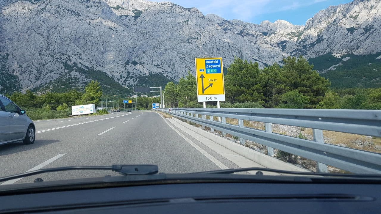 Street view near Apartments Orka 2, Baška Voda — © mik007 (CC BY-SA · Mapillary)