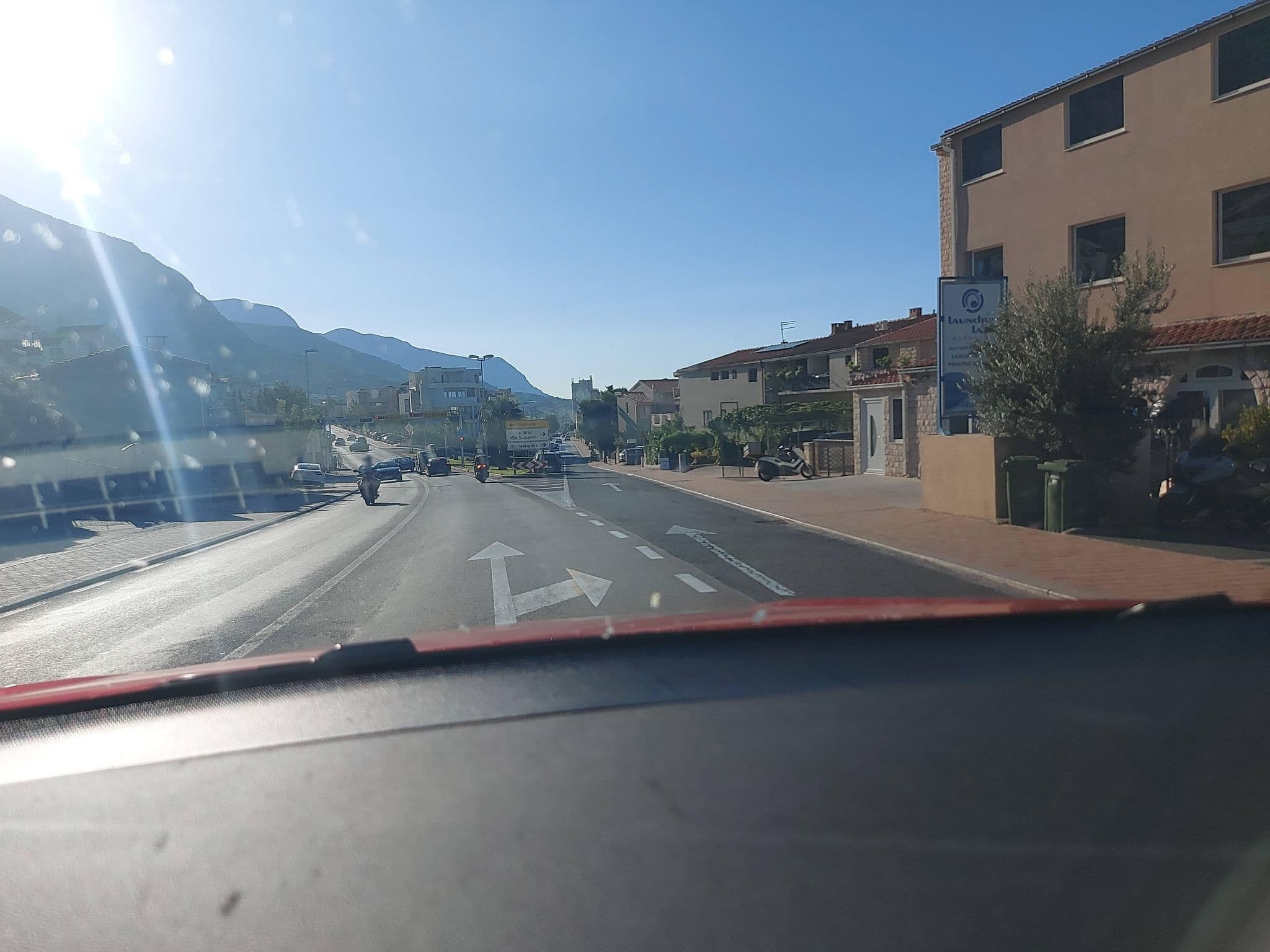 Street view near Studio Apartments Marija, Makarska — © mik007 (CC BY-SA · Mapillary)