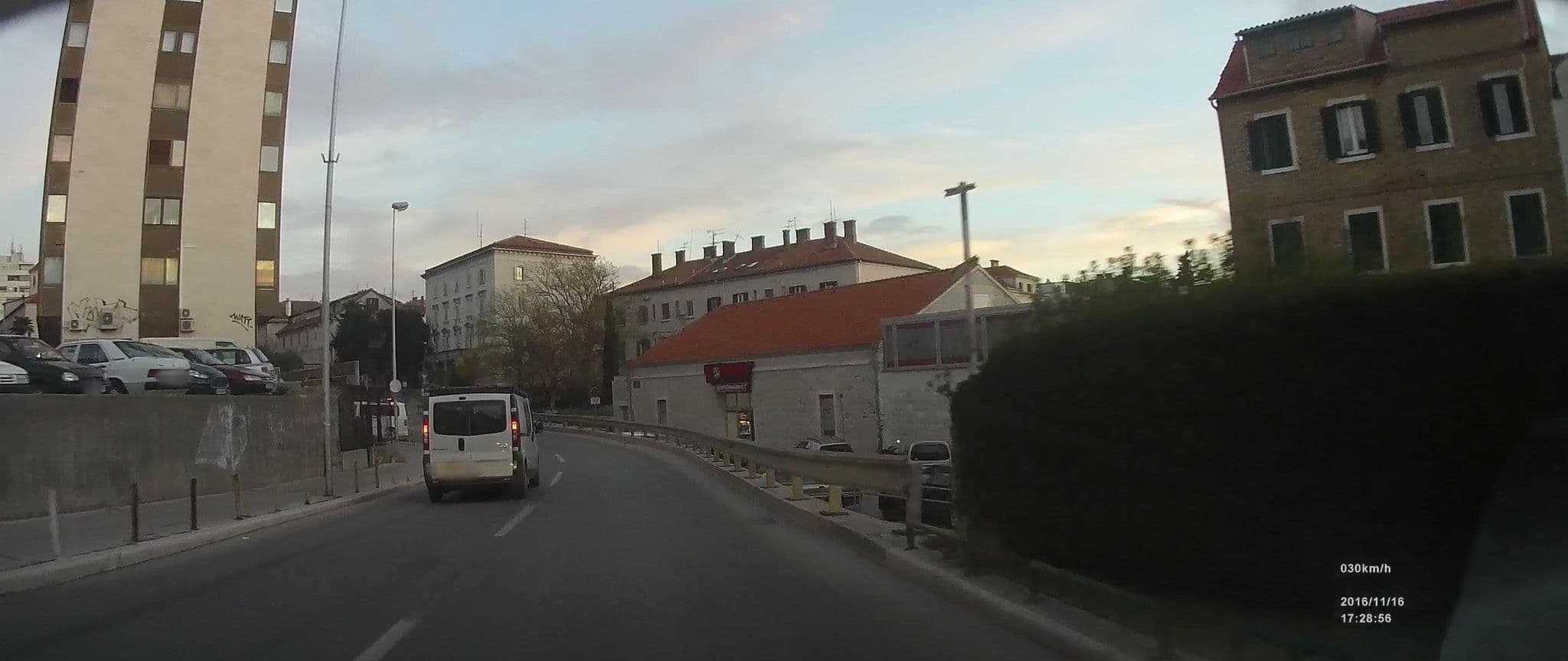 Street view near Apinelo Hostel, Split — © idelac (CC BY-SA · Mapillary)