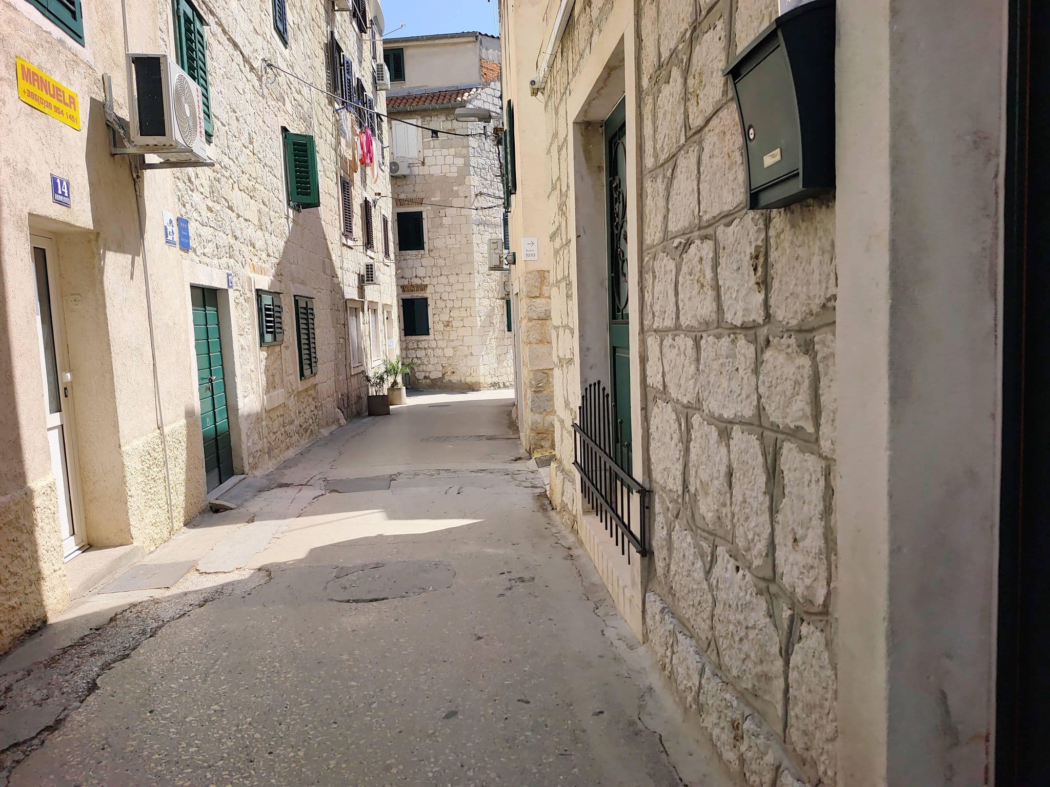 Street view near Hostel Manuela, Split — © Duro (CC BY-SA · Mapillary)