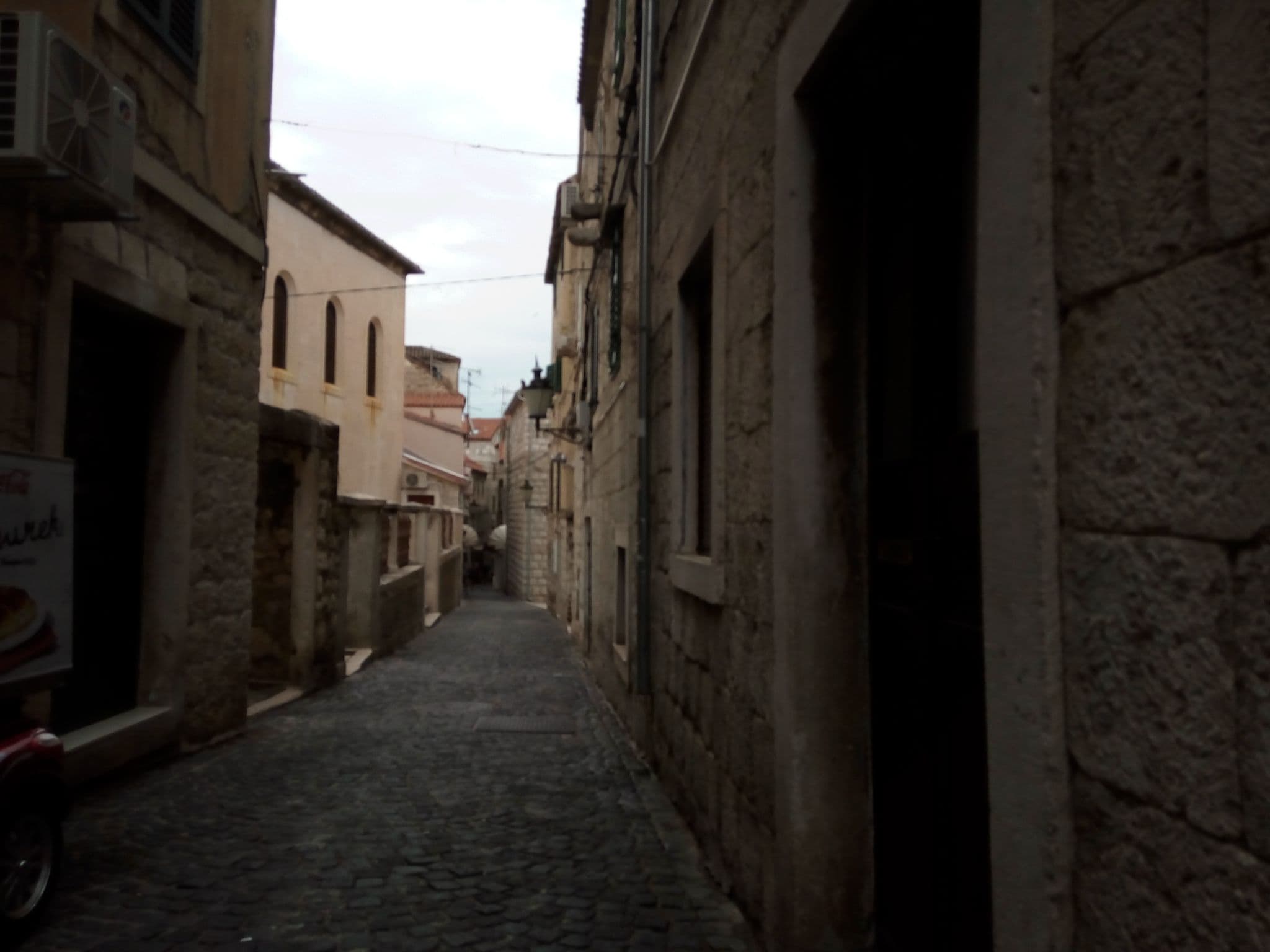 Street view near Apartment Buža, Split — © mapfool (CC BY-SA · Mapillary)