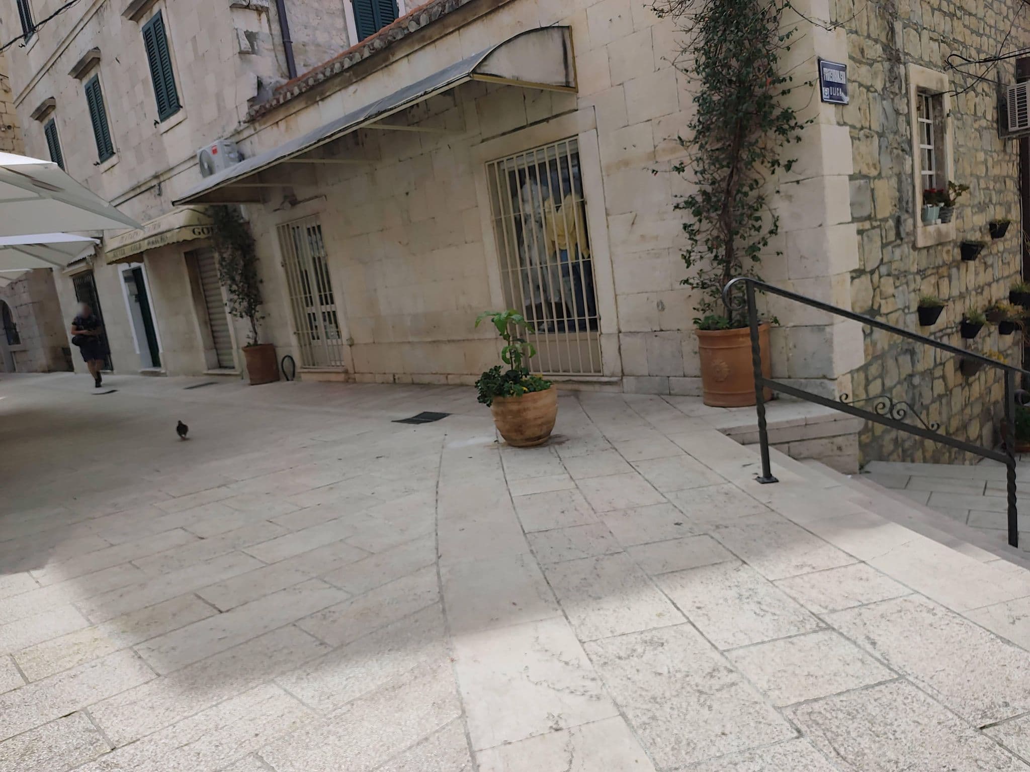 Street view near Carolija Apartment, Makarska — © Duro (CC BY-SA · Mapillary)