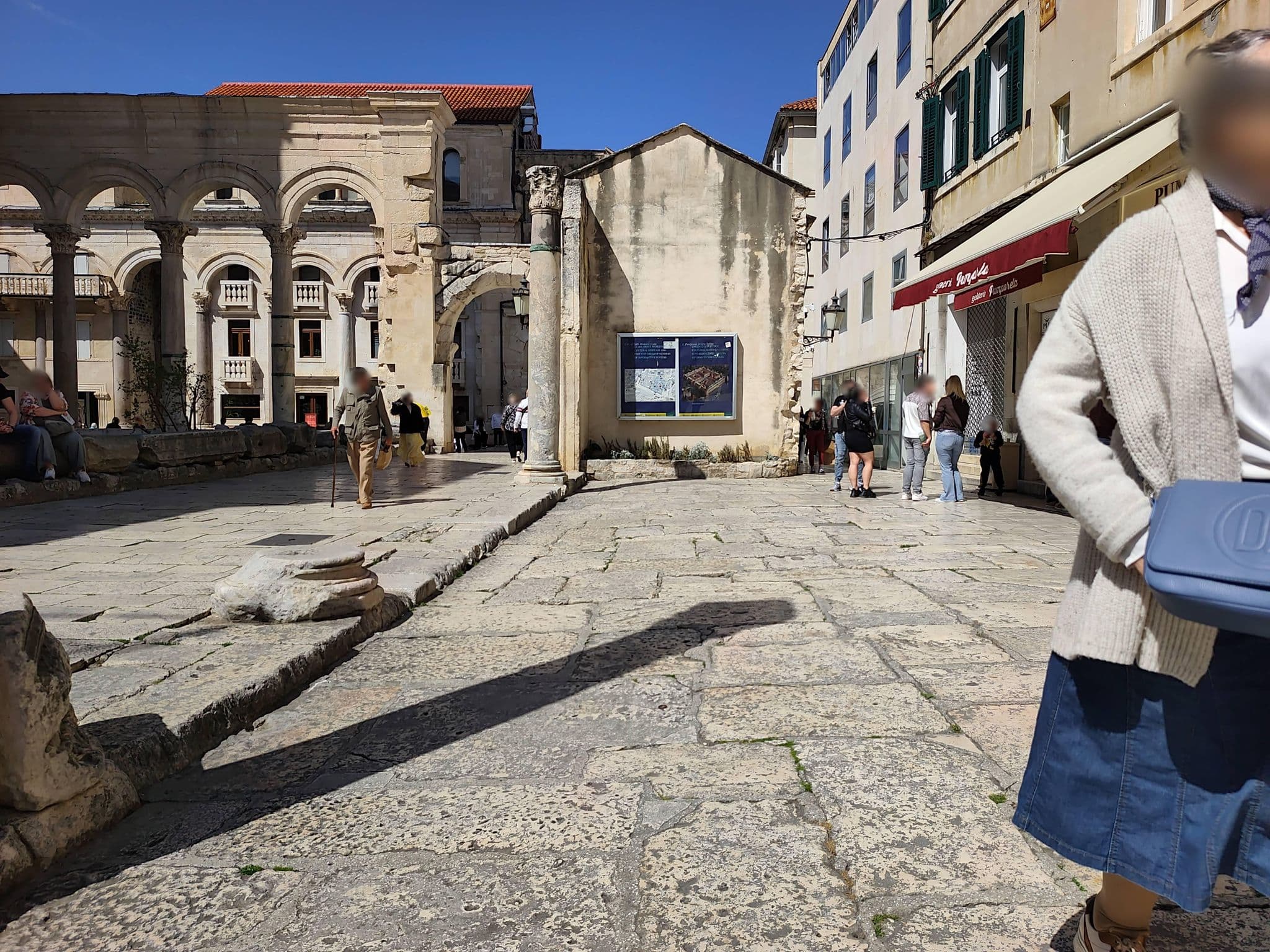 Street view near HISTORY d.o.o., Split — © Duro (CC BY-SA · Mapillary)