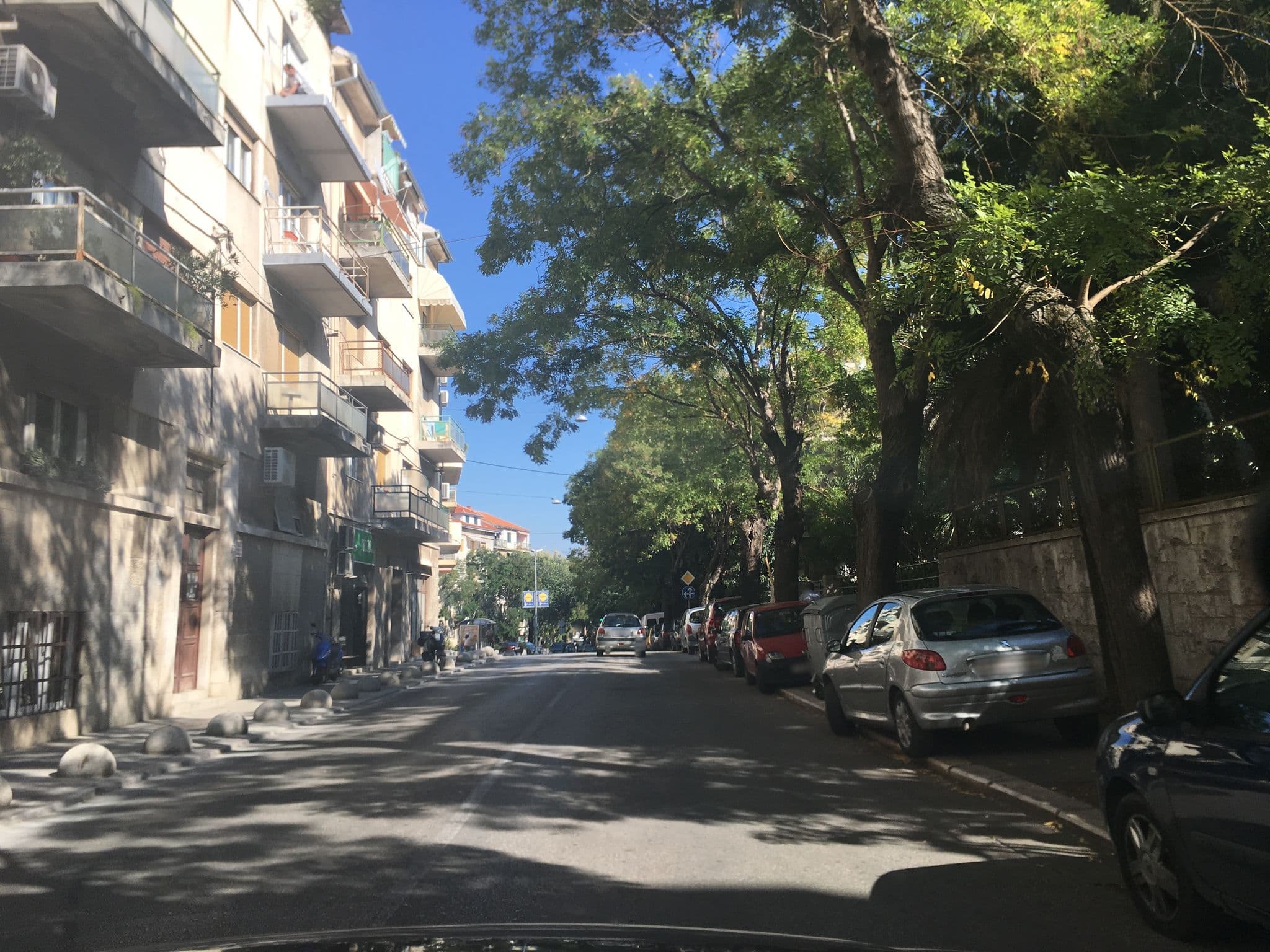 Street view near Apartment Rozi, Split — © jebako999 (CC BY-SA · Mapillary)