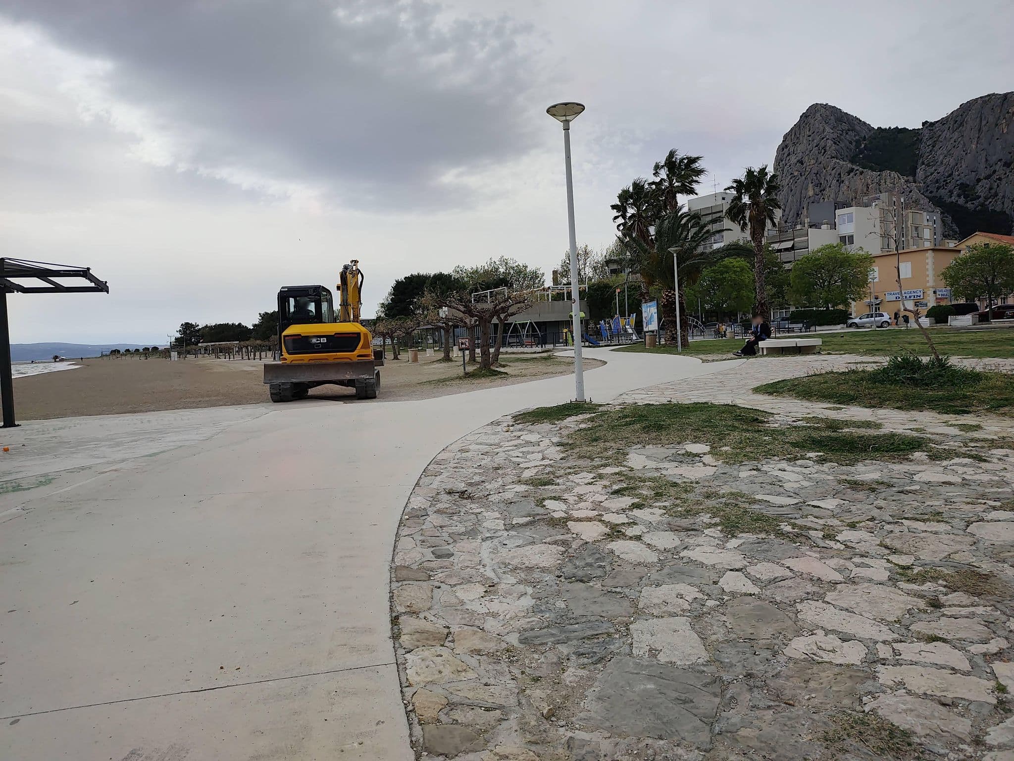 Street view near Apartmani Ruskamen Croatia, Omiš — © Duro (CC BY-SA · Mapillary)