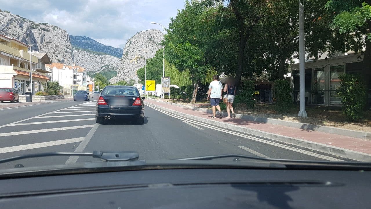 Street view near Apartment Marinko, Omiš — © mik007 (CC BY-SA · Mapillary)