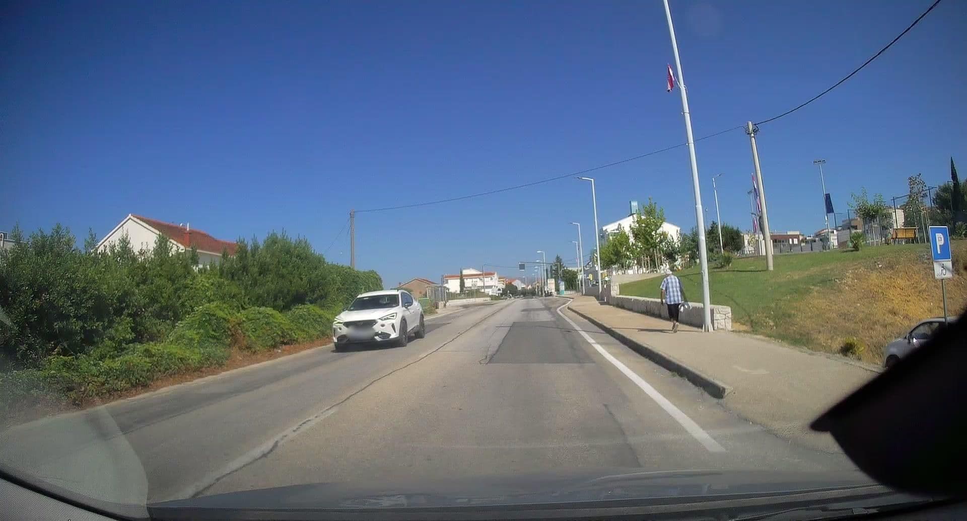 Street view near Pansion Perisic, Grljevac — © edc22 (CC BY-SA · Mapillary)