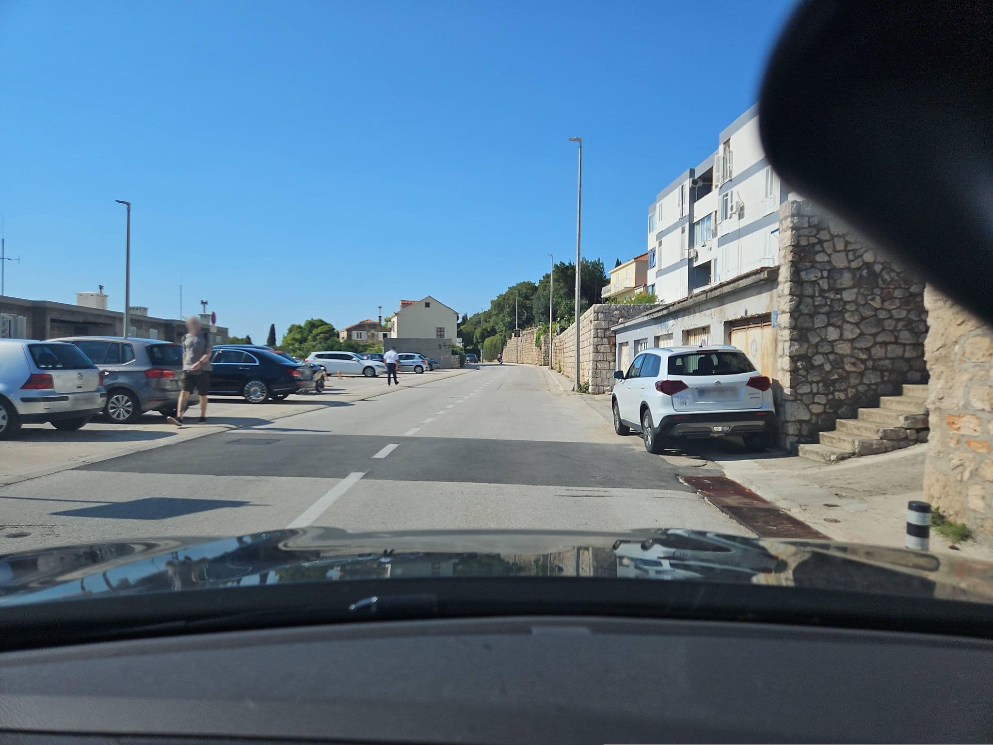Street view near Villa Gverovic, Dubrovnik — © toho (CC BY-SA · Mapillary)