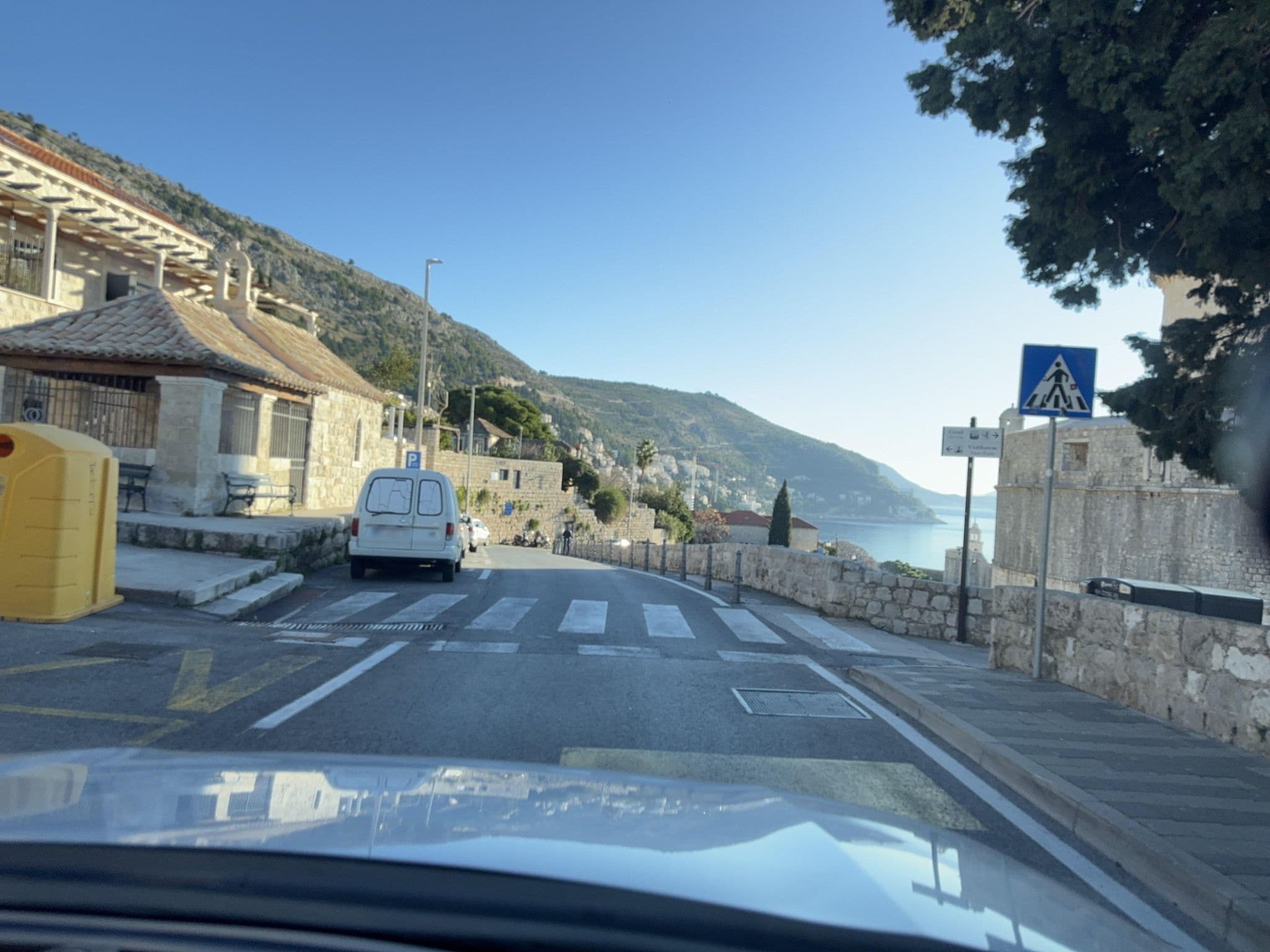 Street view near (NEM) Janja Katić, Dubrovnik — © filipb (CC BY-SA · Mapillary)