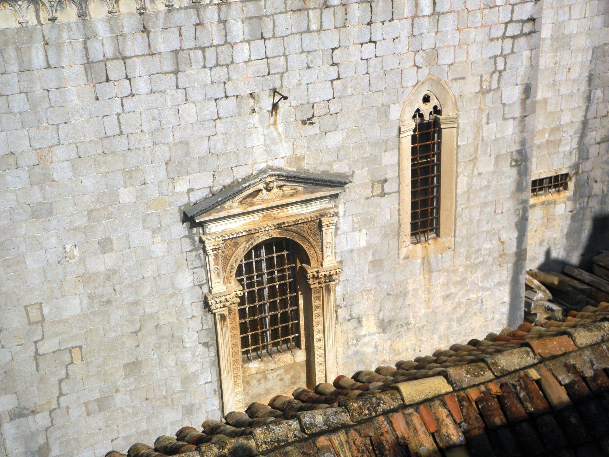 Street view near Old Town Port Apartments, Dubrovnik — © thema13 (CC BY-SA · Mapillary)