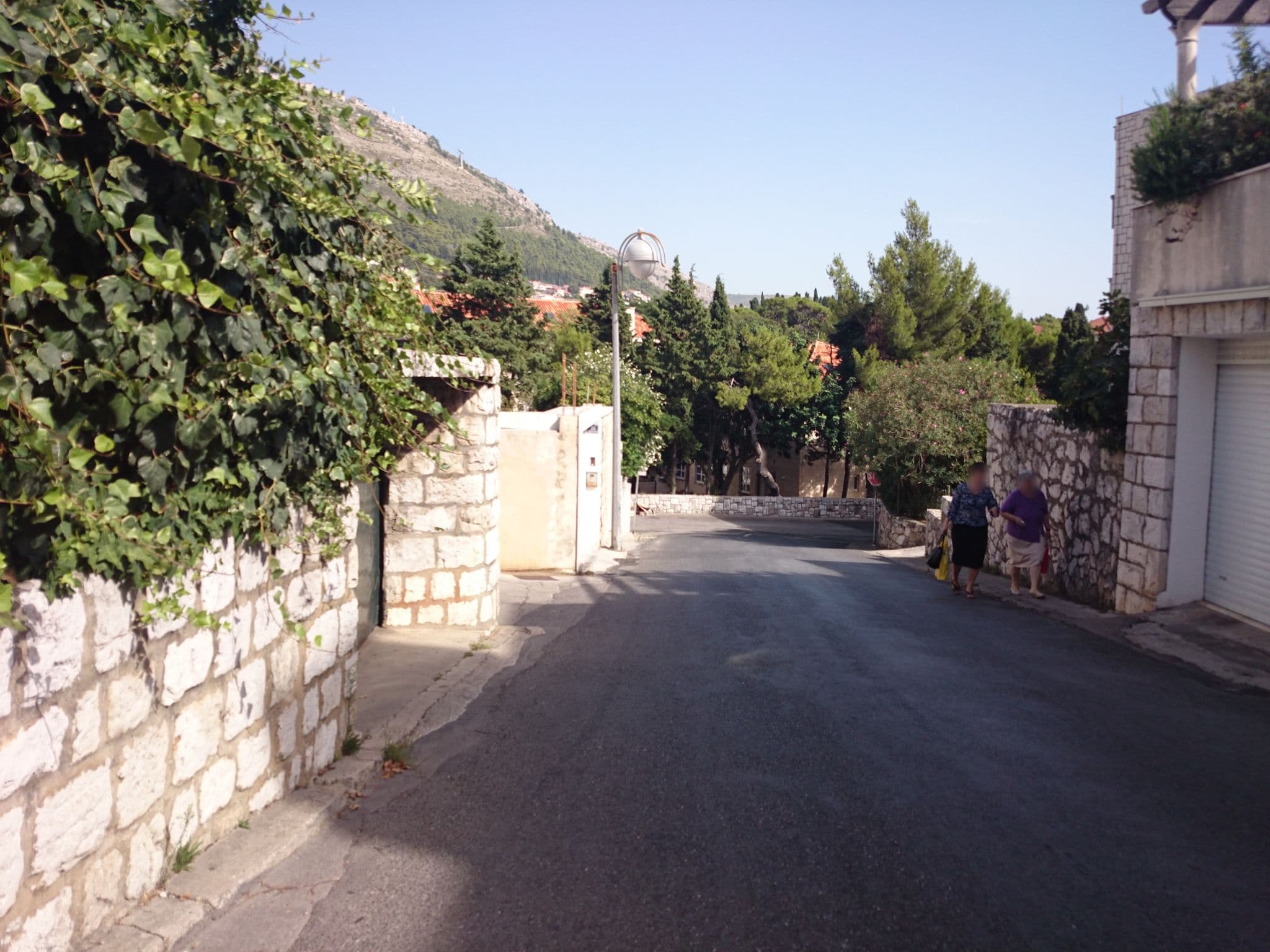 Street view near Best Apartment Roxy, Dubrovnik — © ebel (CC BY-SA · Mapillary)