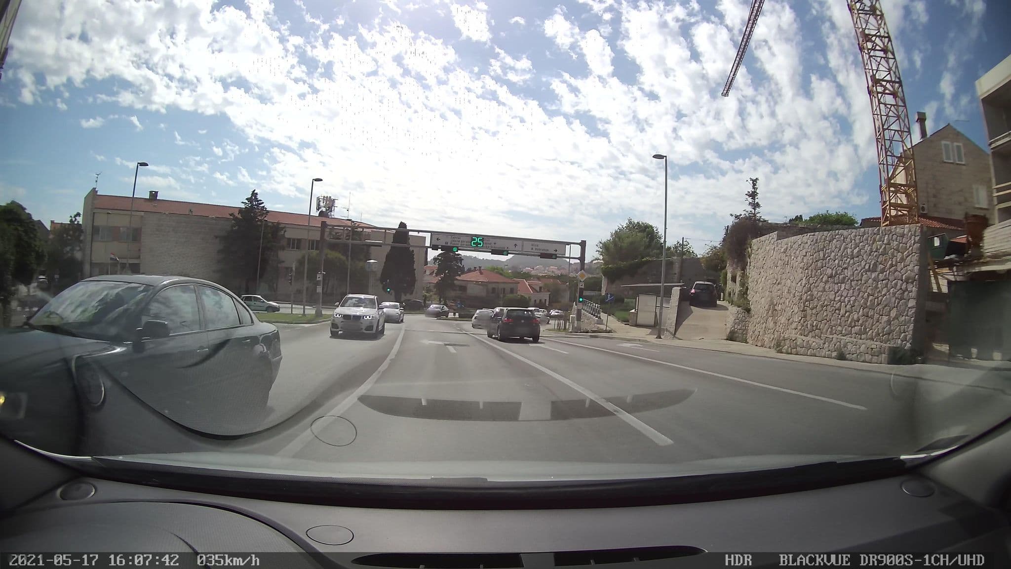 Street view near Bilicic Apartments, Dubrovnik — © brackone (CC BY-SA · Mapillary)