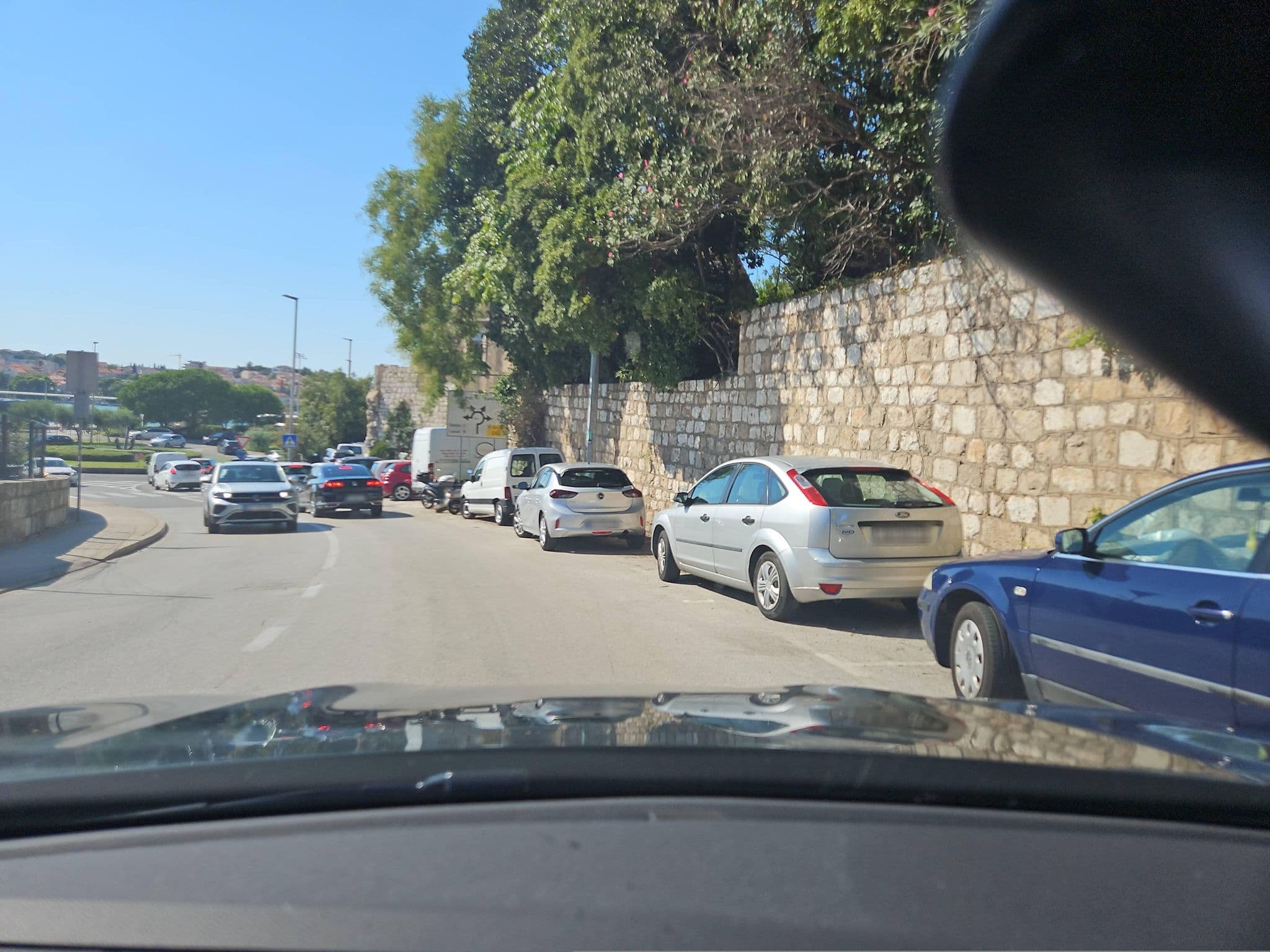 Street view near Rooms Kaja, Mokošica — © toho (CC BY-SA · Mapillary)