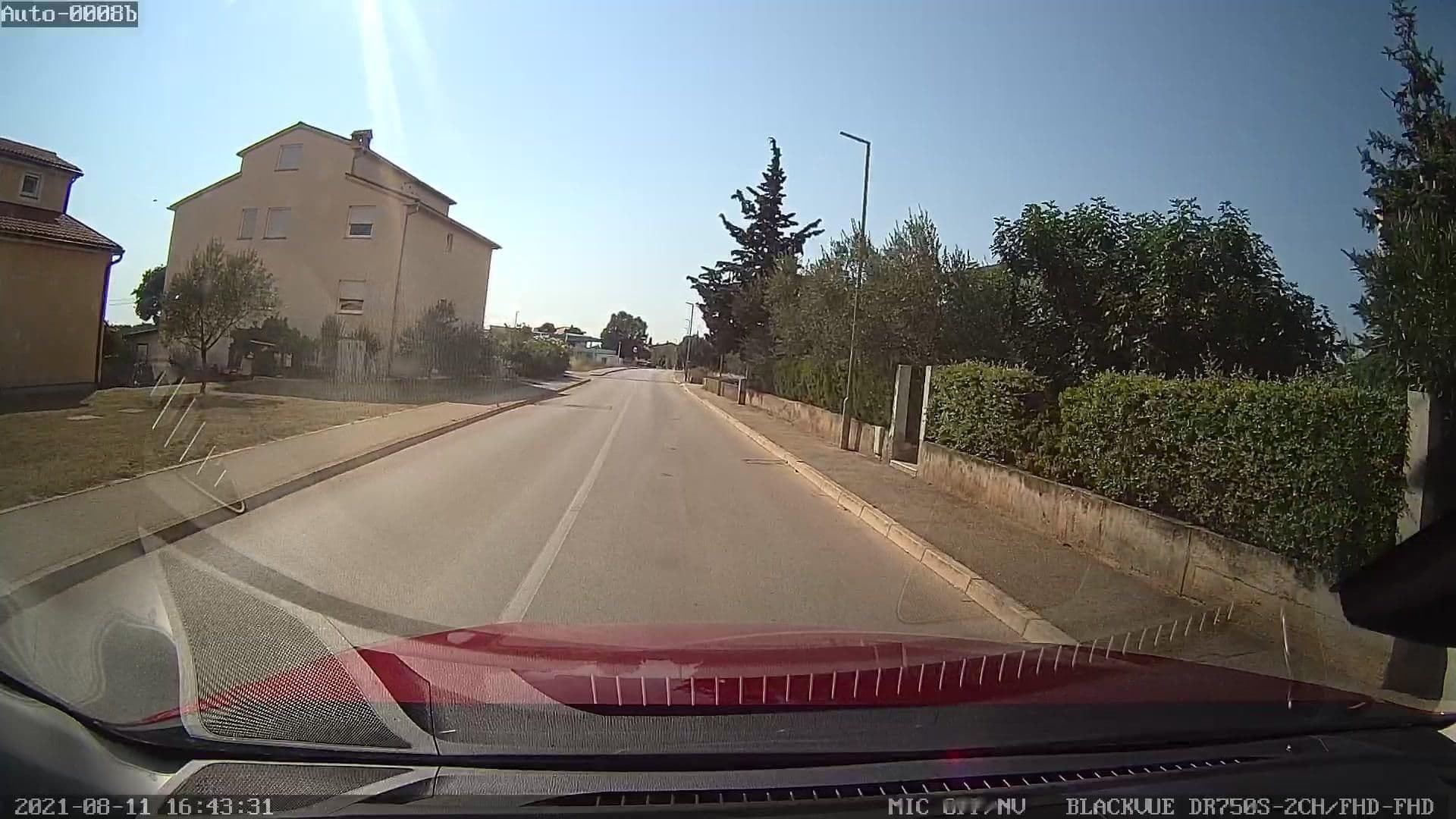Street view near Apartment Pinzan, Vodnjan — © rdnnk (CC BY-SA · Mapillary)