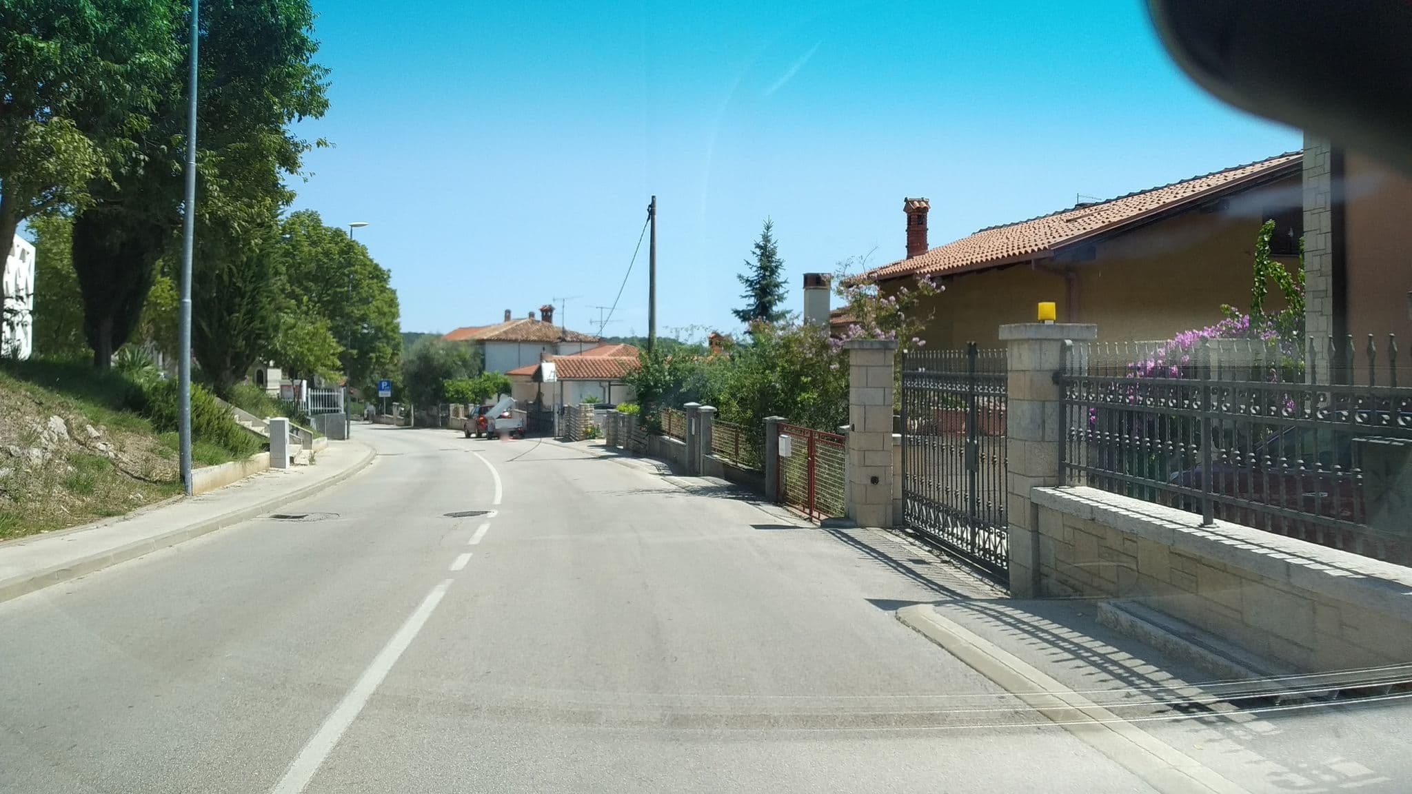 Street view near Apartmants Pula, Pula — © brocaloid15 (CC BY-SA · Mapillary)