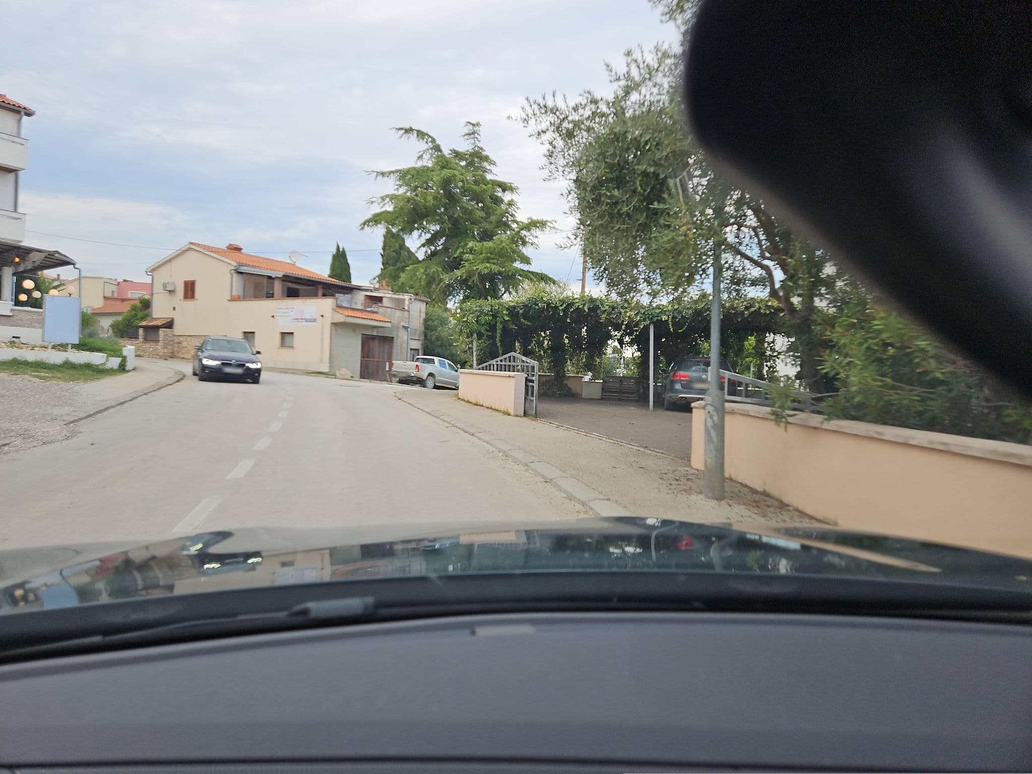 Street view near Apartment Sandra 1086, Medulin — © toho (CC BY-SA · Mapillary)