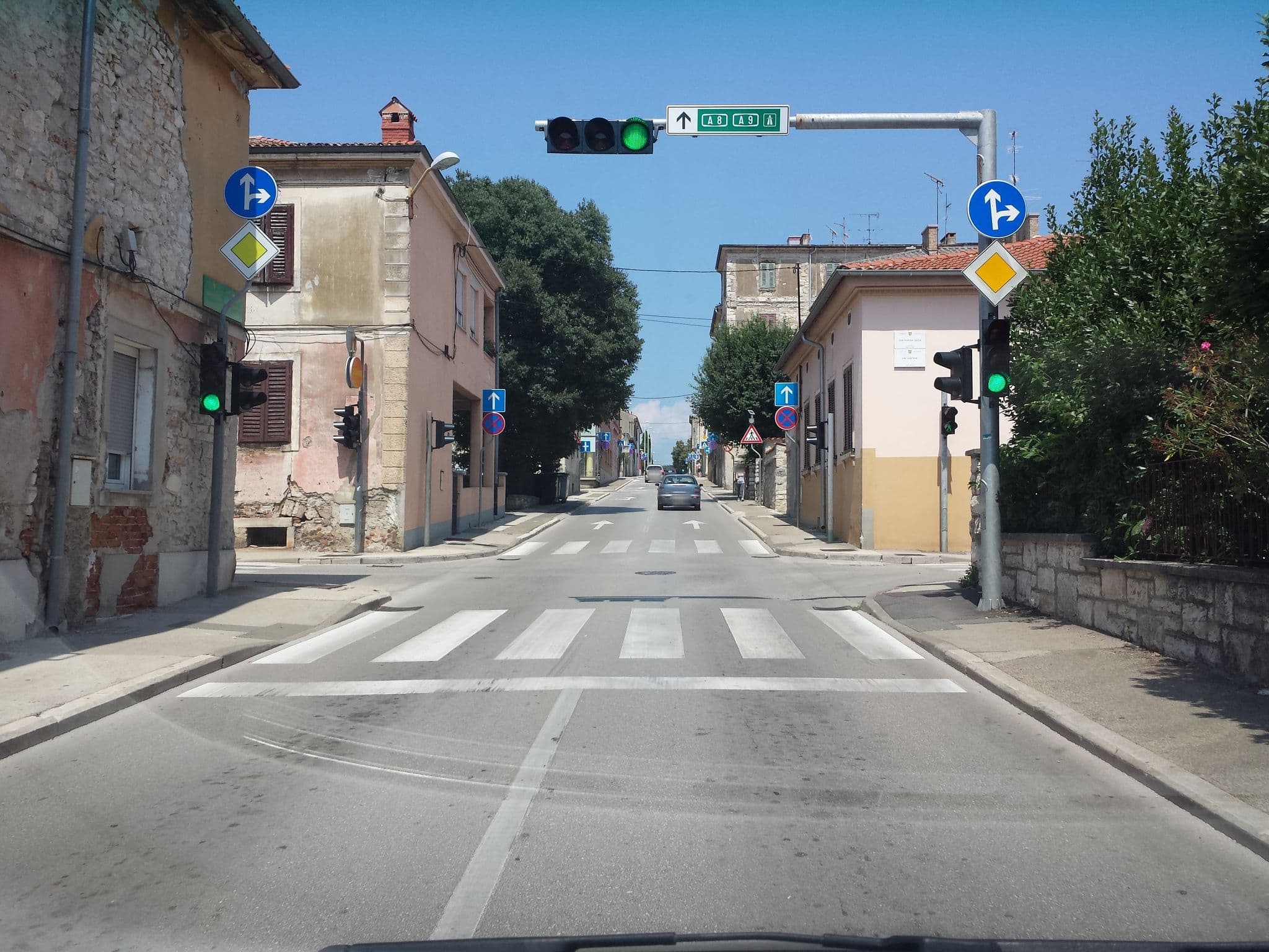 Street view near Apartment Kika City Center, Pula — © brocaloid15 (CC BY-SA · Mapillary)