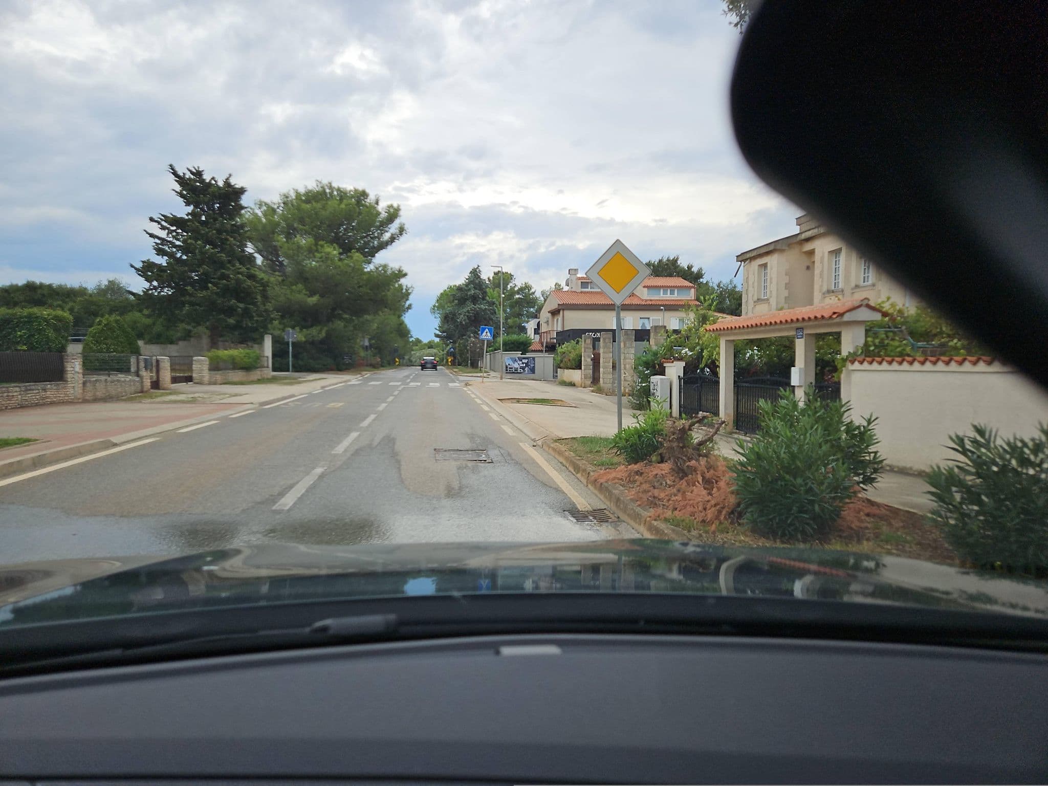 Street view near Apartments Anka 1223, Fažana — © toho (CC BY-SA · Mapillary)