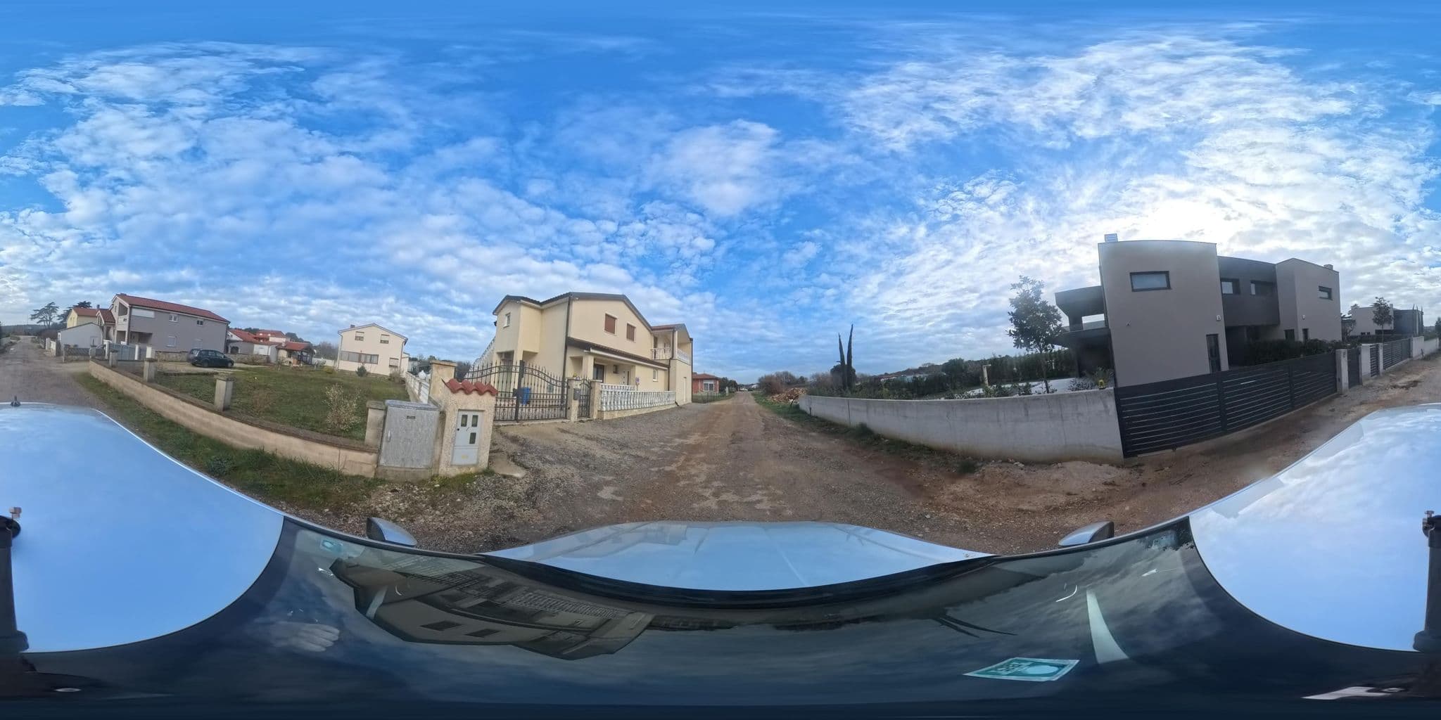 Street view near Apartment Rose, Valbandon — © LTuropolec (CC BY-SA · Mapillary)