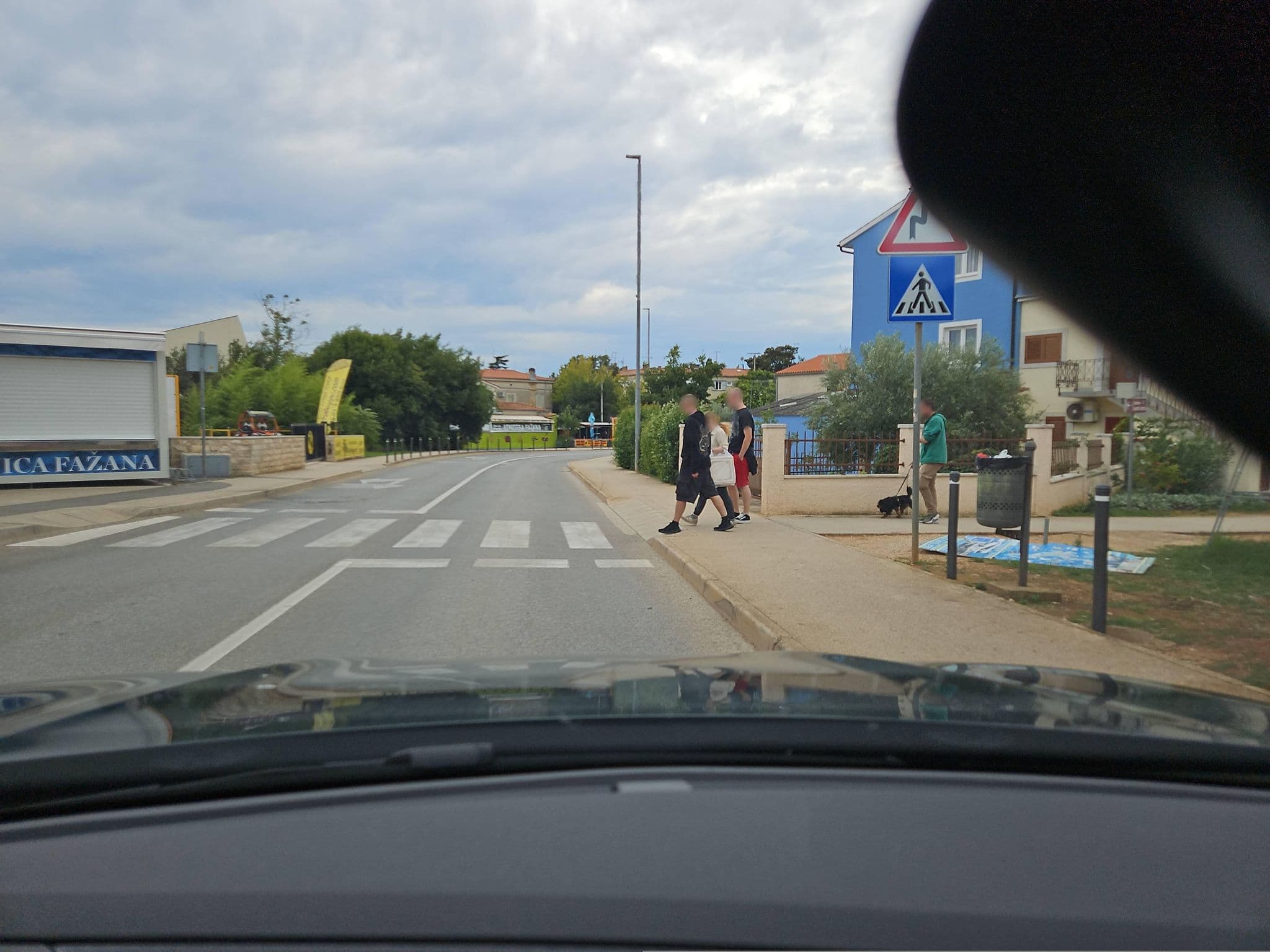 Street view near Apartments Jadranka Ivana Pula, Fažana — © toho (CC BY-SA · Mapillary)