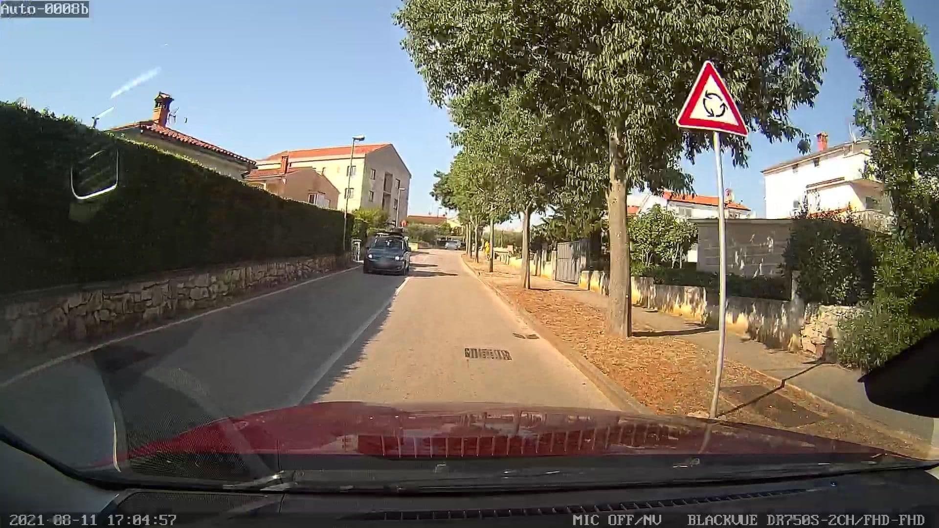 Street view near Holiday Home Cohar 80, Rovinj — © rdnnk (CC BY-SA · Mapillary)