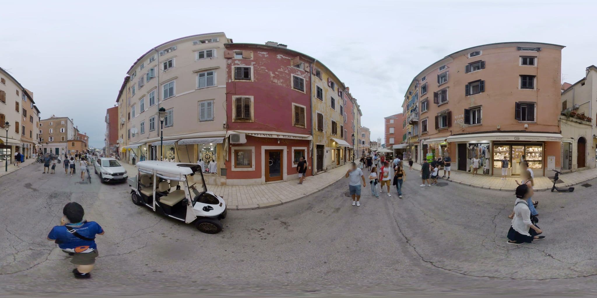 Street view near Antique apartment Arsenale, Rovinj — © mapconcierge (CC BY-SA · Mapillary)