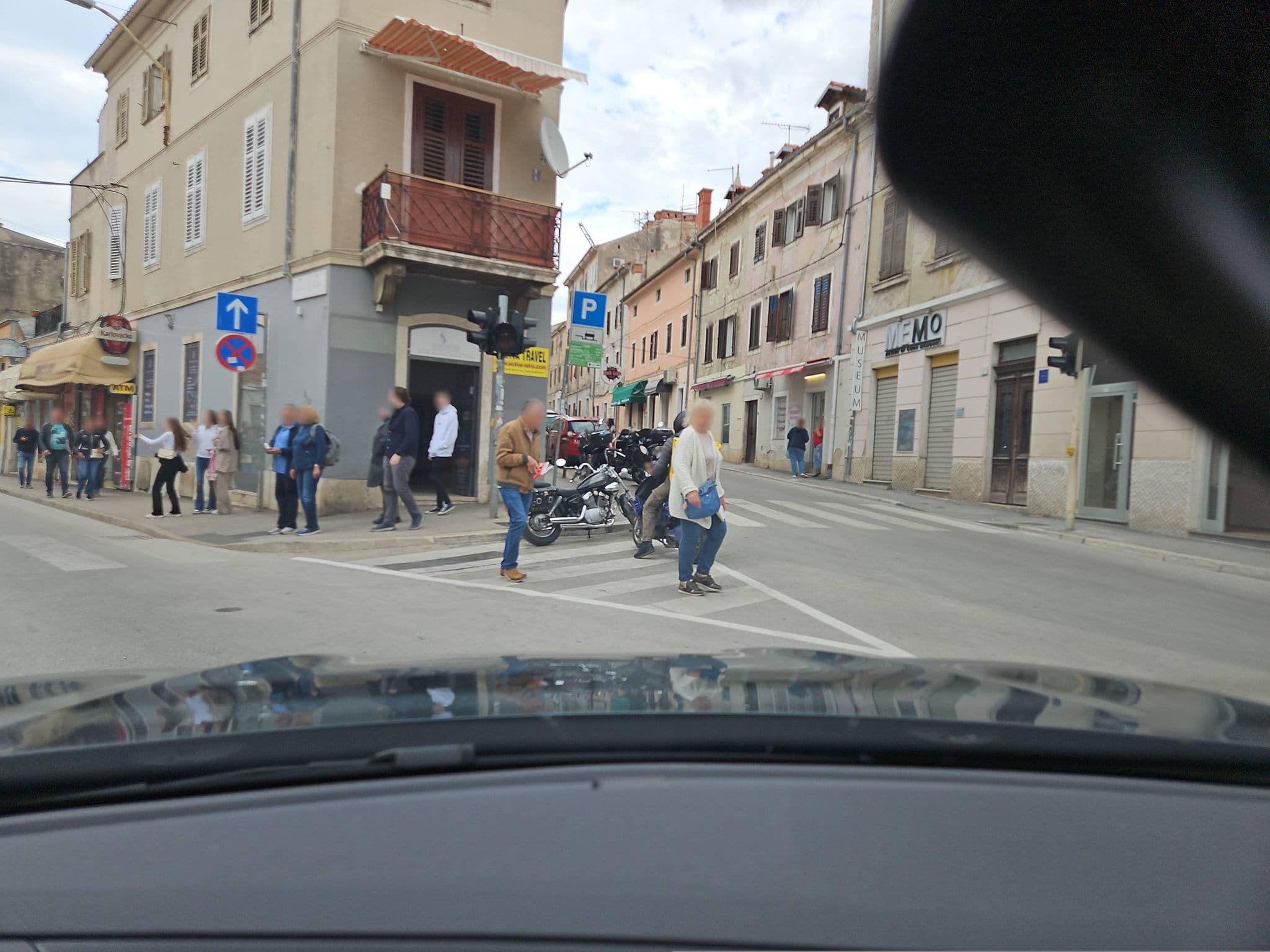 Street view near Rock Hostel, Pula — © toho (CC BY-SA · Mapillary)