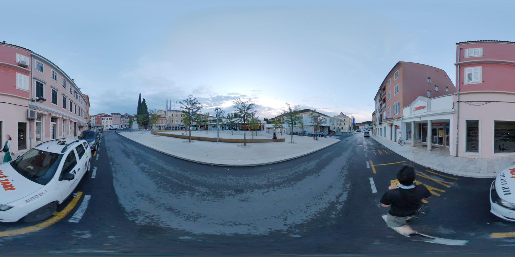Street view near Hotel Montauro, Rovinj — © mapconcierge (CC BY-SA · Mapillary)