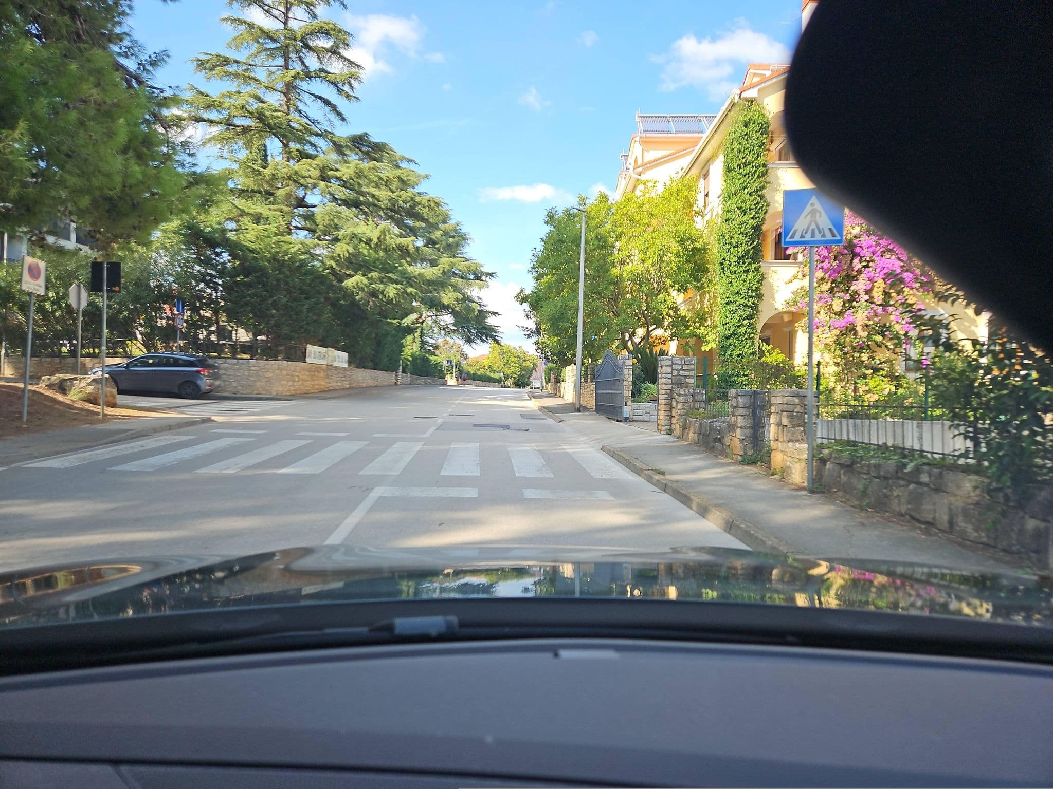 Street view near Grand Park Hotel Rovinj, Rovinj — © toho (CC BY-SA · Mapillary)