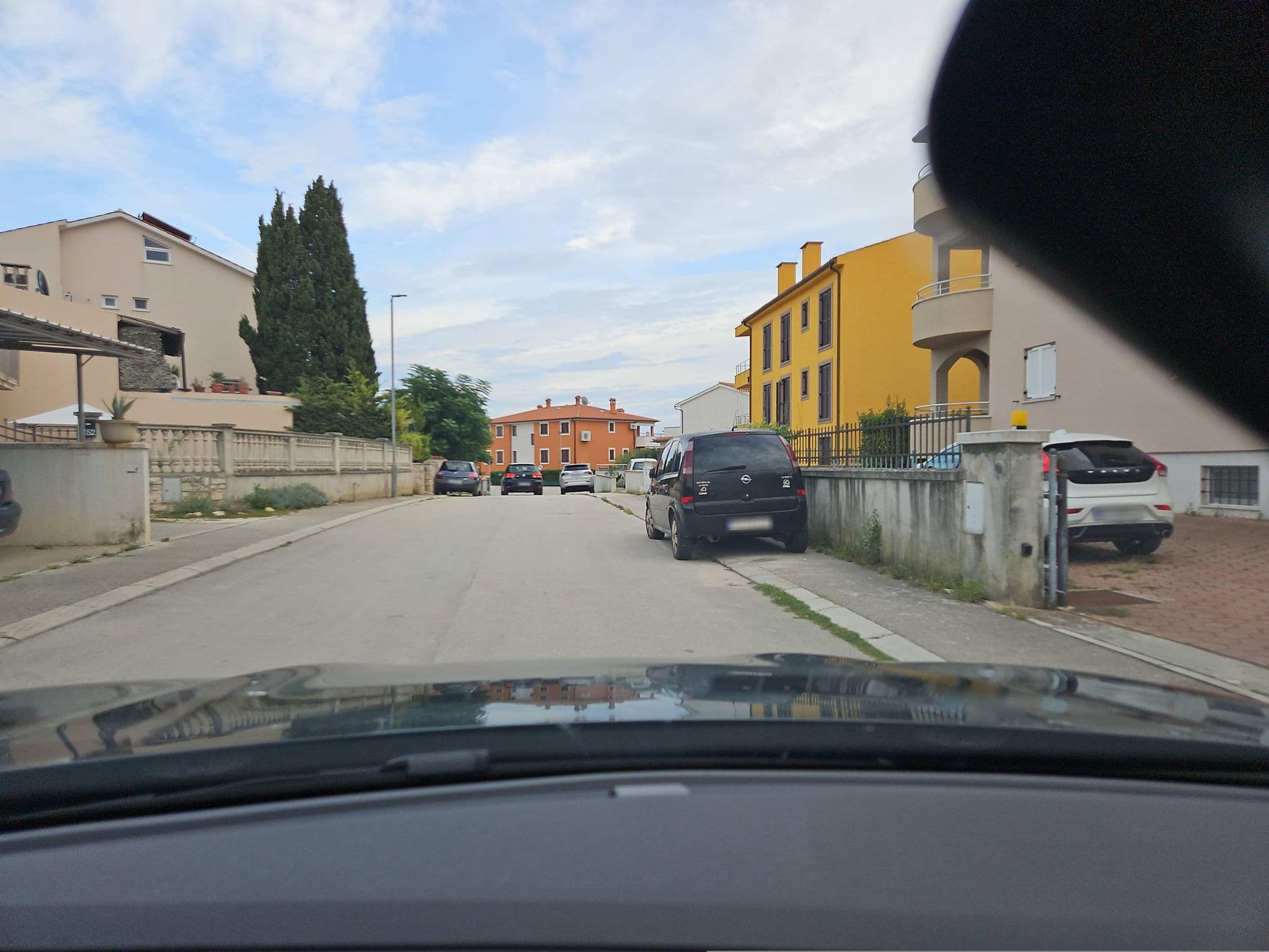 Street view near Atri Giardino, Medulin — © toho (CC BY-SA · Mapillary)