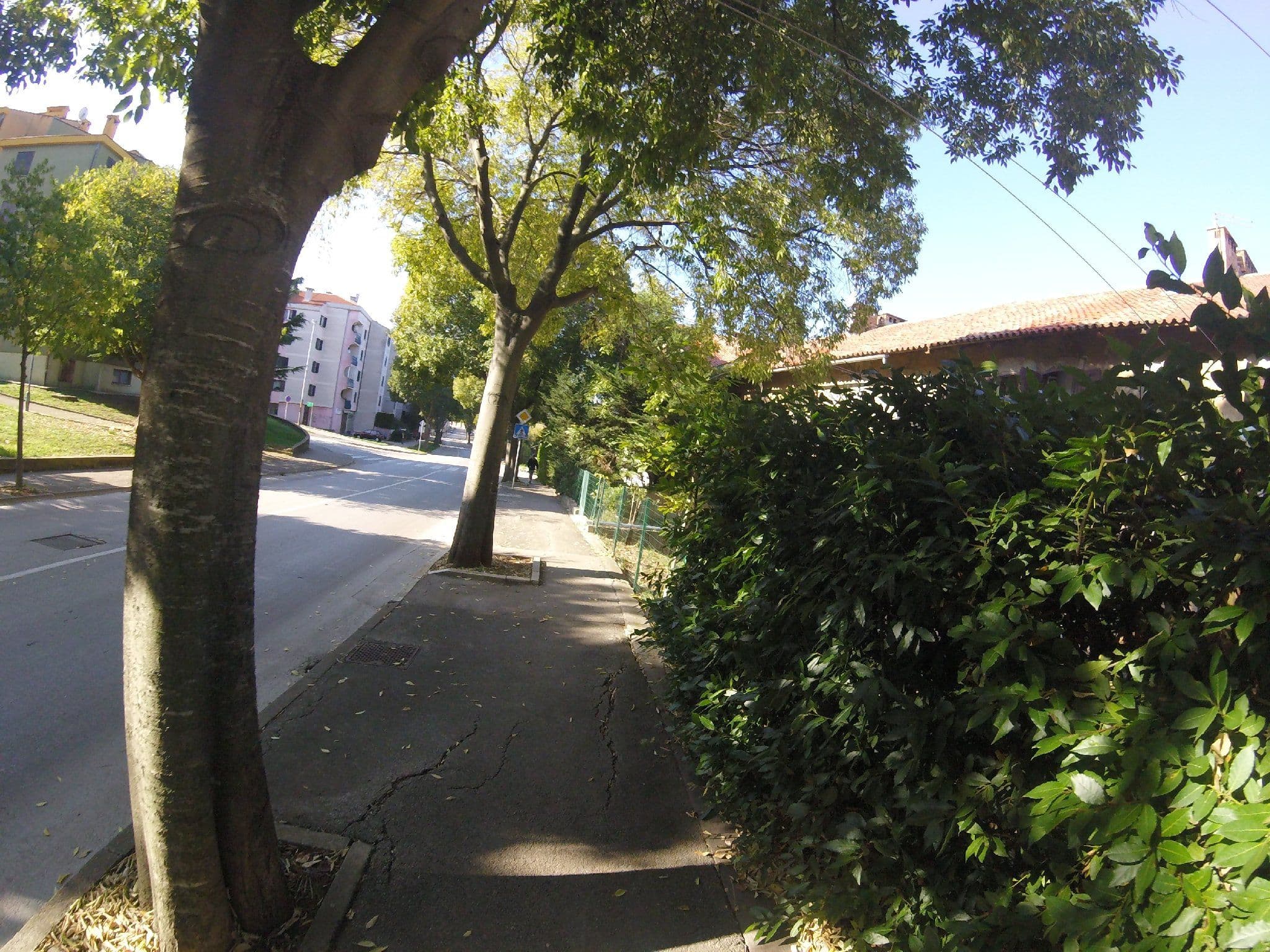 Street view near 3 Star Apartment Sole di Pola Pula, Pula — © utvonalfelmeresek (CC BY-SA · Mapillary)