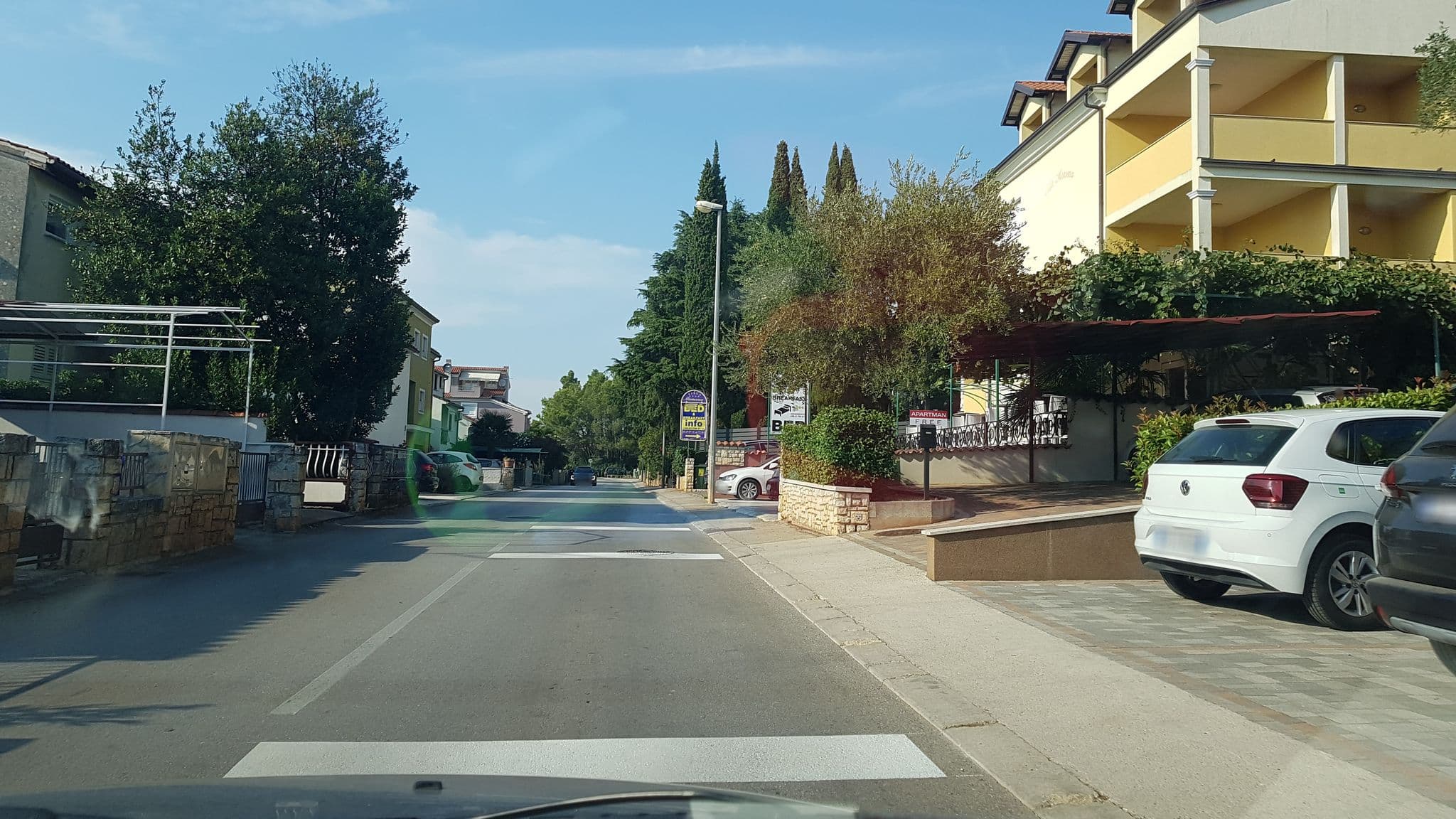 Street view near Apartments Villa Aldo, Rovinj — © igorzo (CC BY-SA · Mapillary)