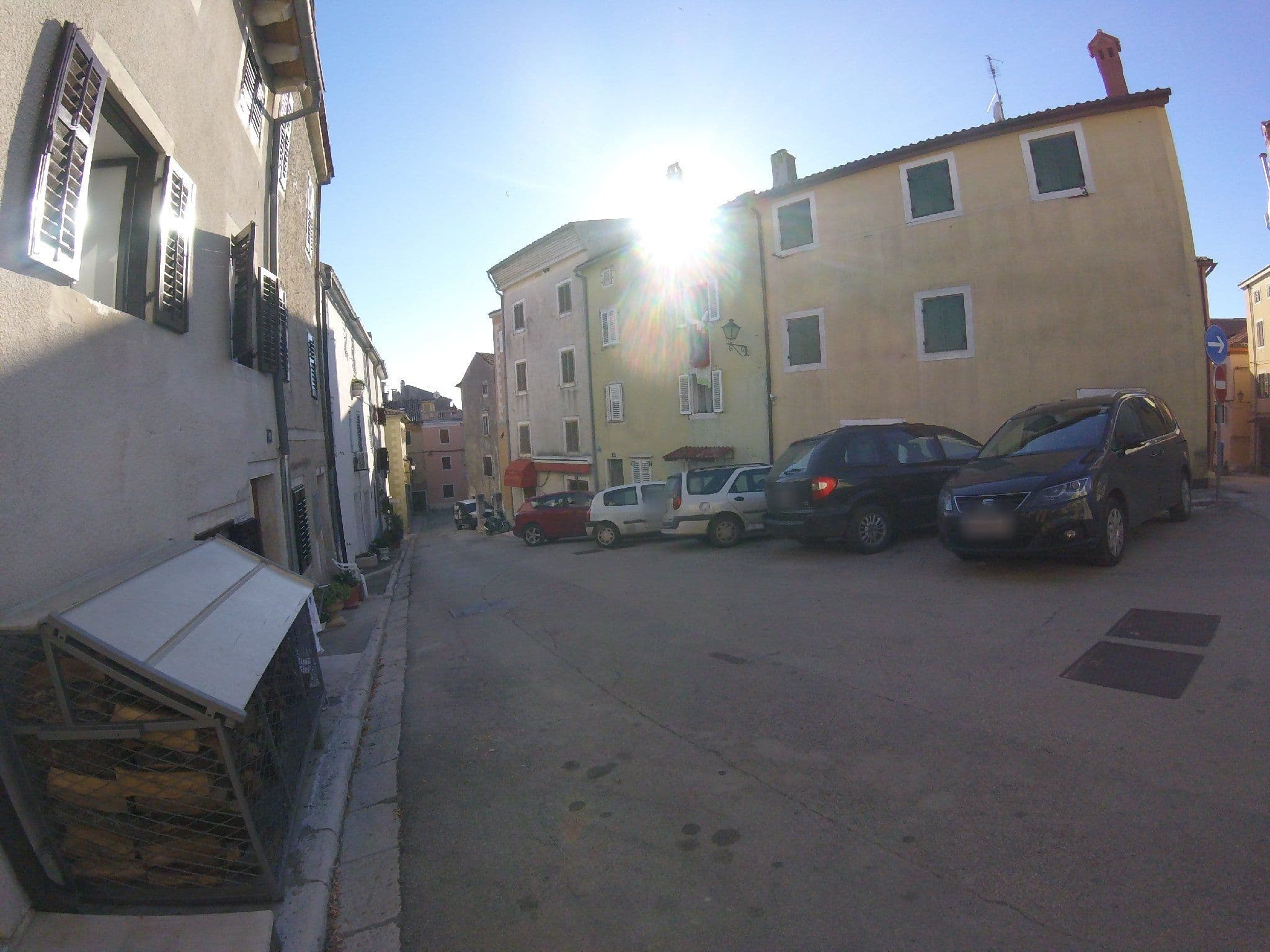 Street view near Casa di Rose, Vrsar — © utvonalfelmeresek (CC BY-SA · Mapillary)