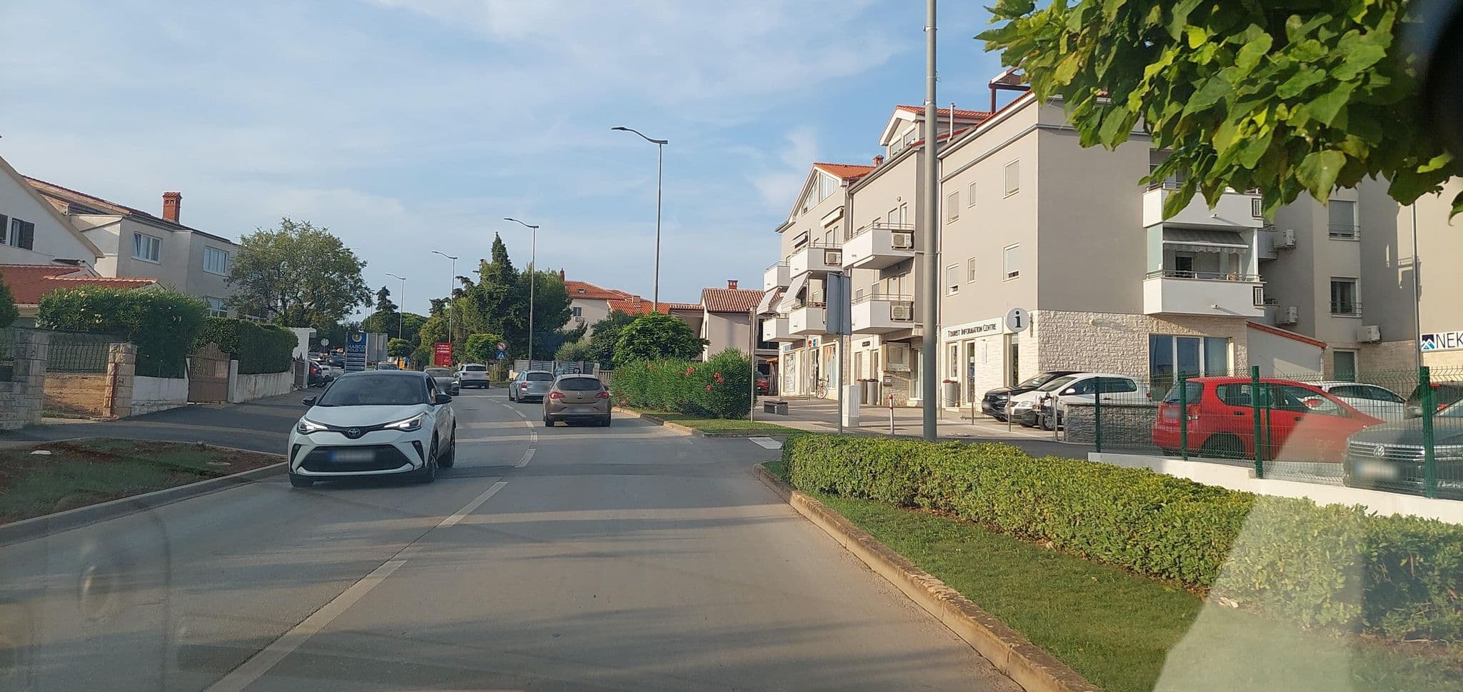 Street view near Apartment Brajdine 405, Medulin — © gzin (CC BY-SA · Mapillary)
