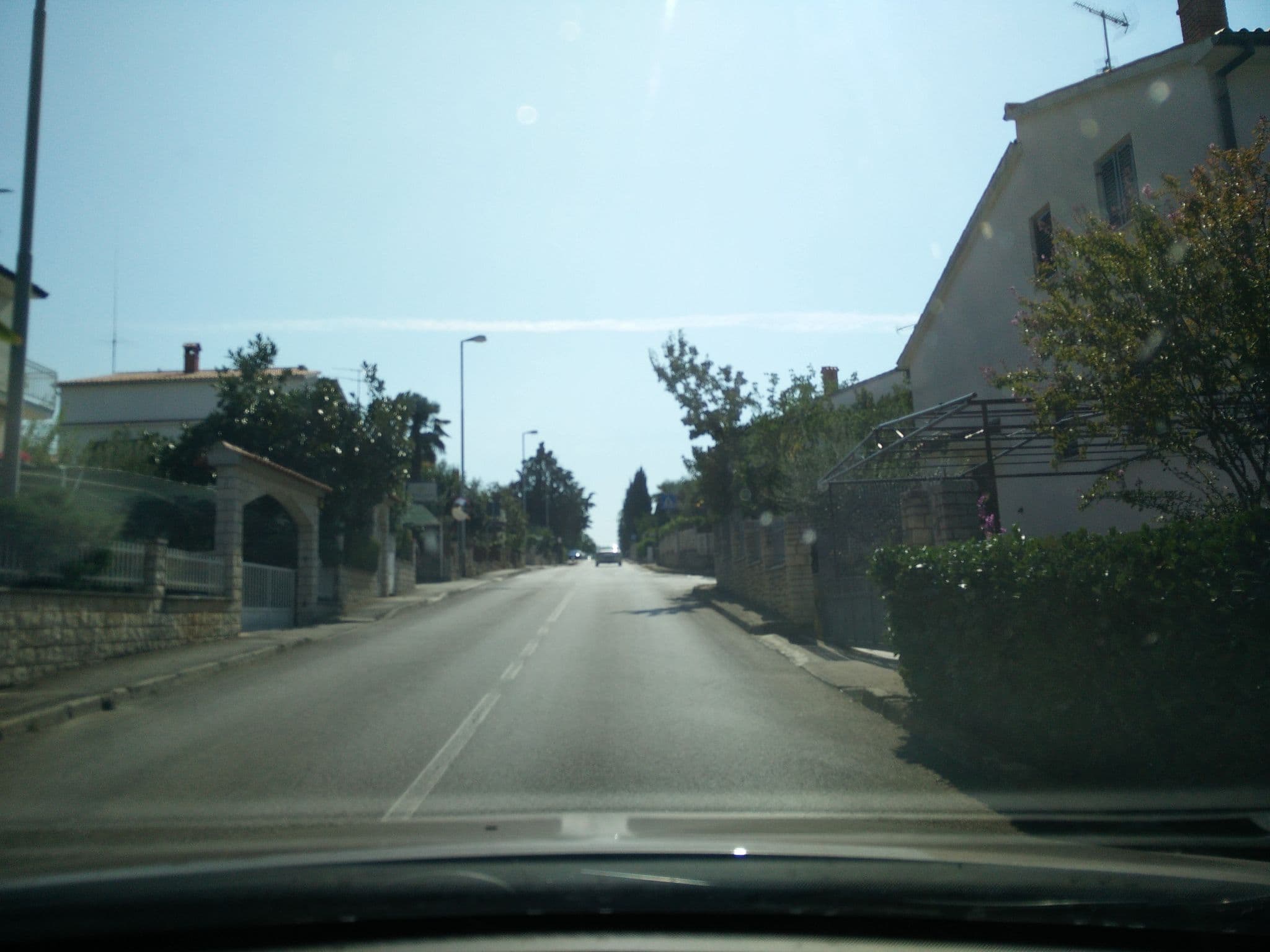 Street view near Apartments Davorka, Poreč — © gcklaus (CC BY-SA · Mapillary)
