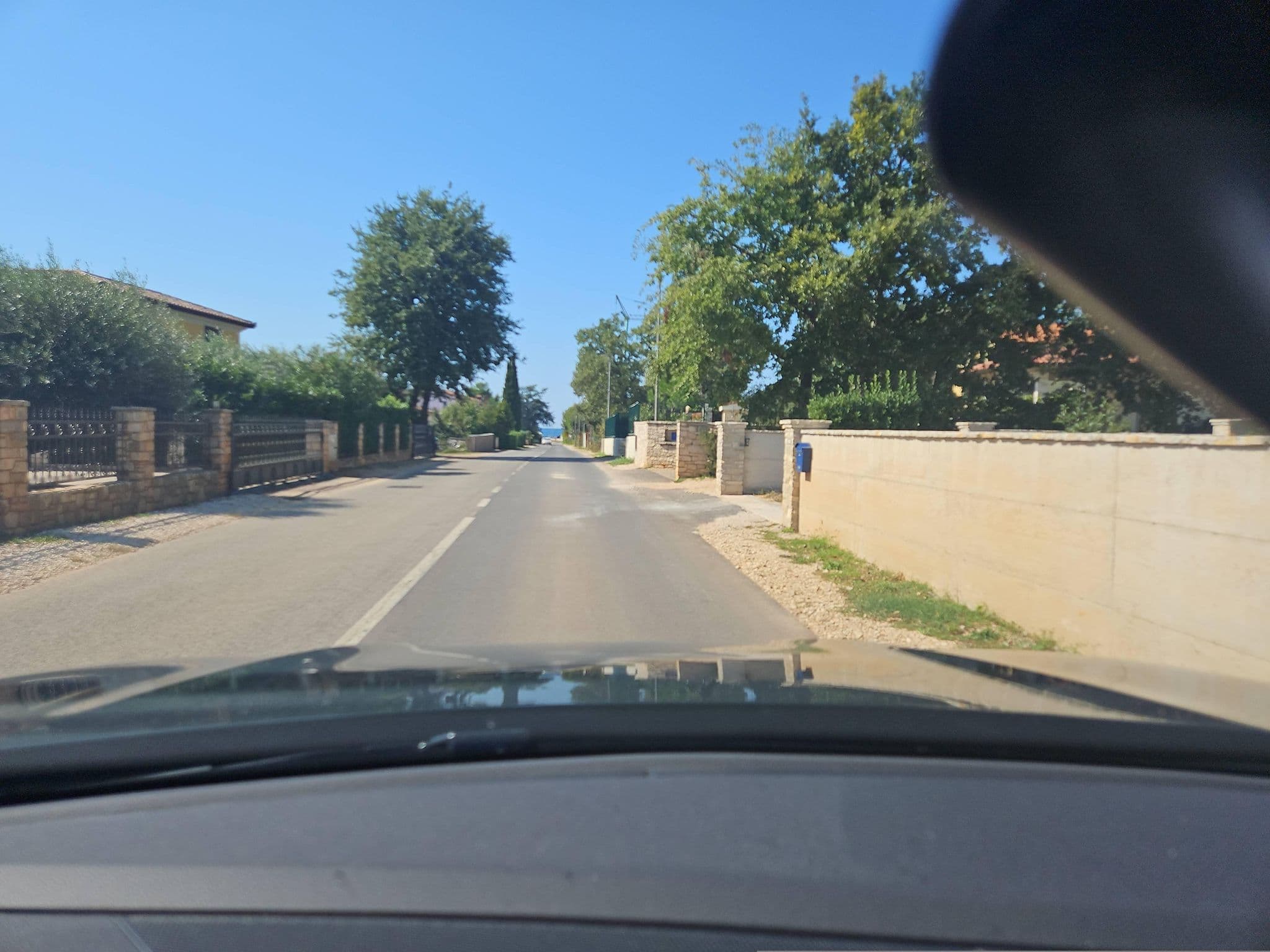 Street view near Holiday Home Villa Boras, Novigrad — © toho (CC BY-SA · Mapillary)