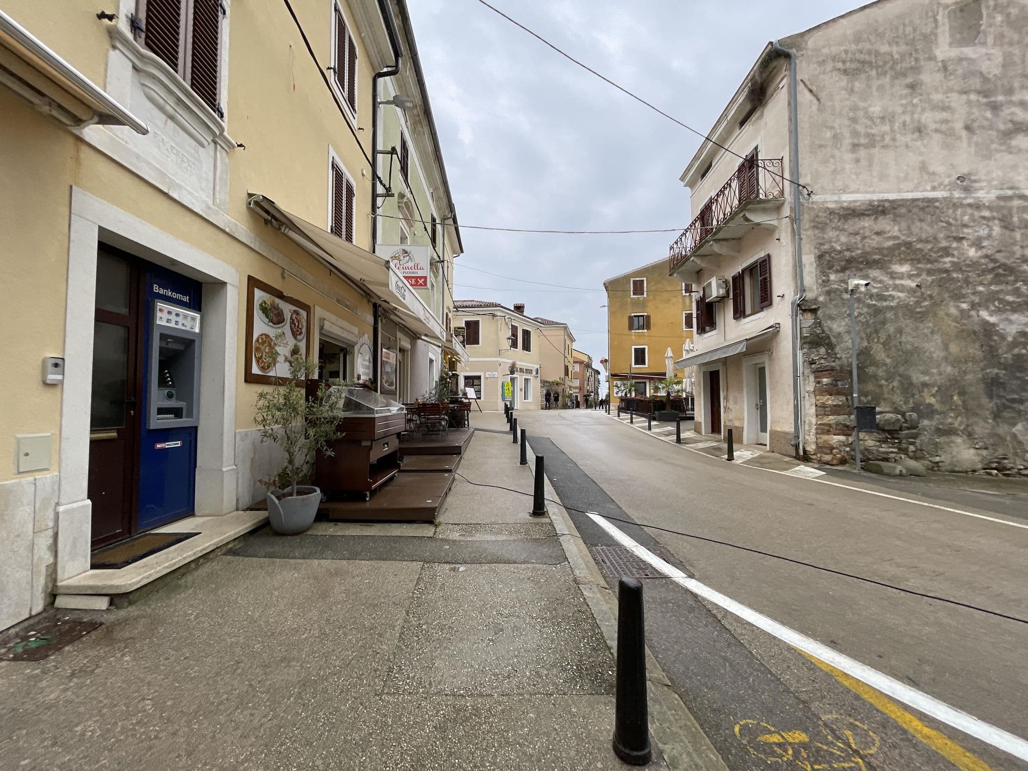 Street view near Villa Radovan, Novigrad — © filipb (CC BY-SA · Mapillary)