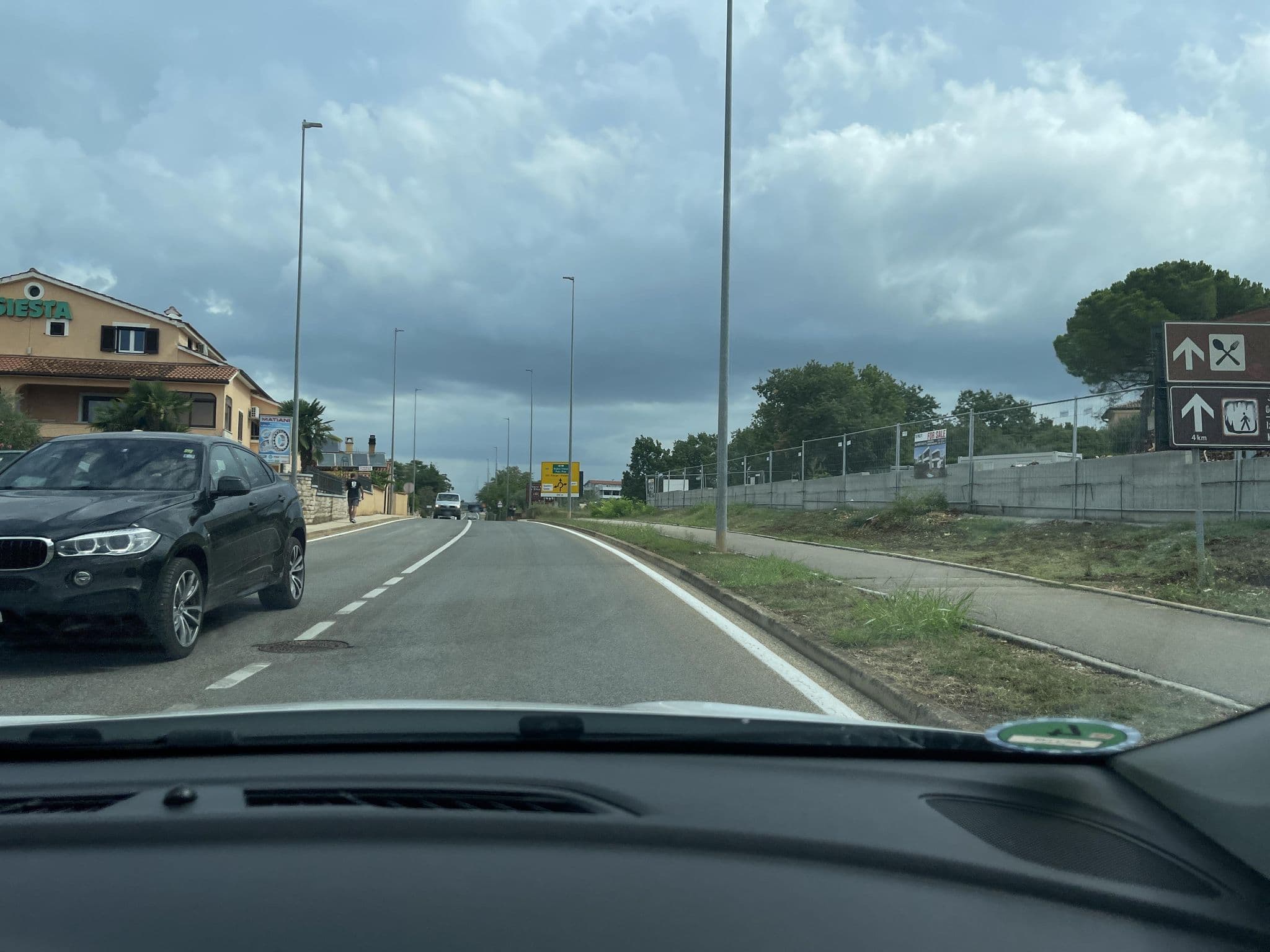 Street view near Villa Diora, Poreč — © eisbzs (CC BY-SA · Mapillary)