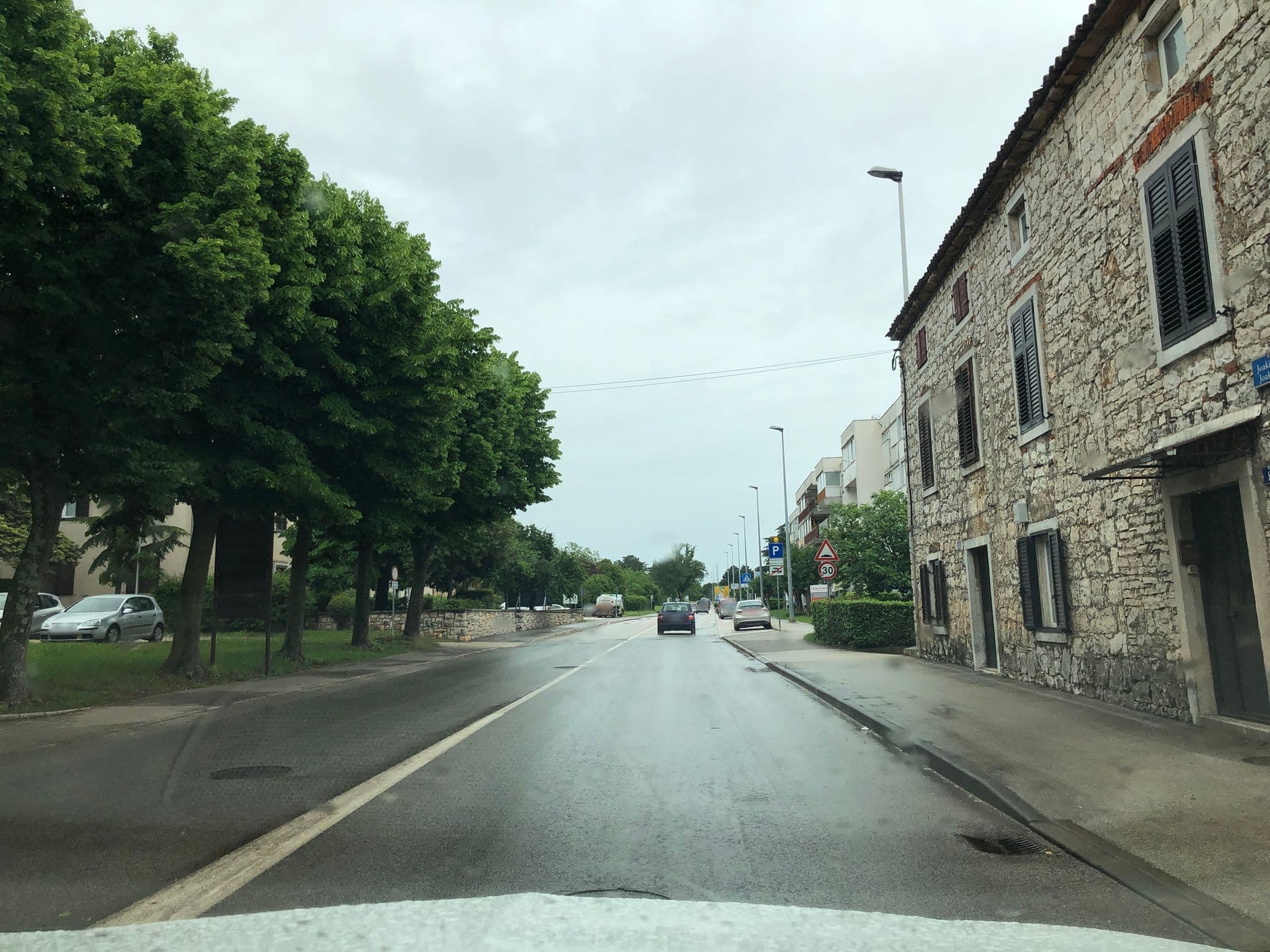 Street view near Apartment Iris 69, Umag — © derzornigemarkus (CC BY-SA · Mapillary)