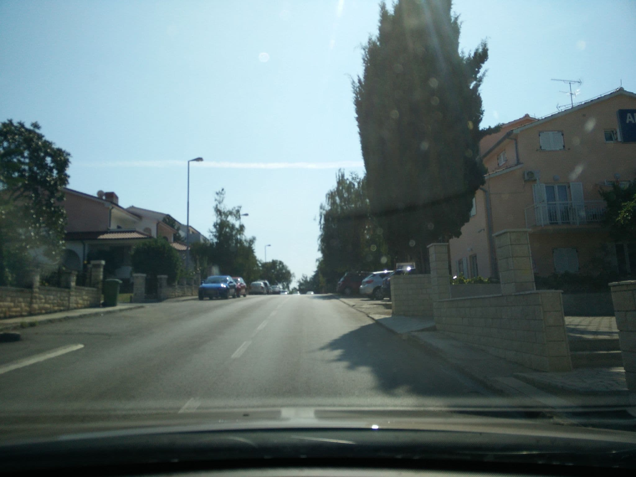 Street view near Apartments Matijasic 421, Poreč — © gcklaus (CC BY-SA · Mapillary)