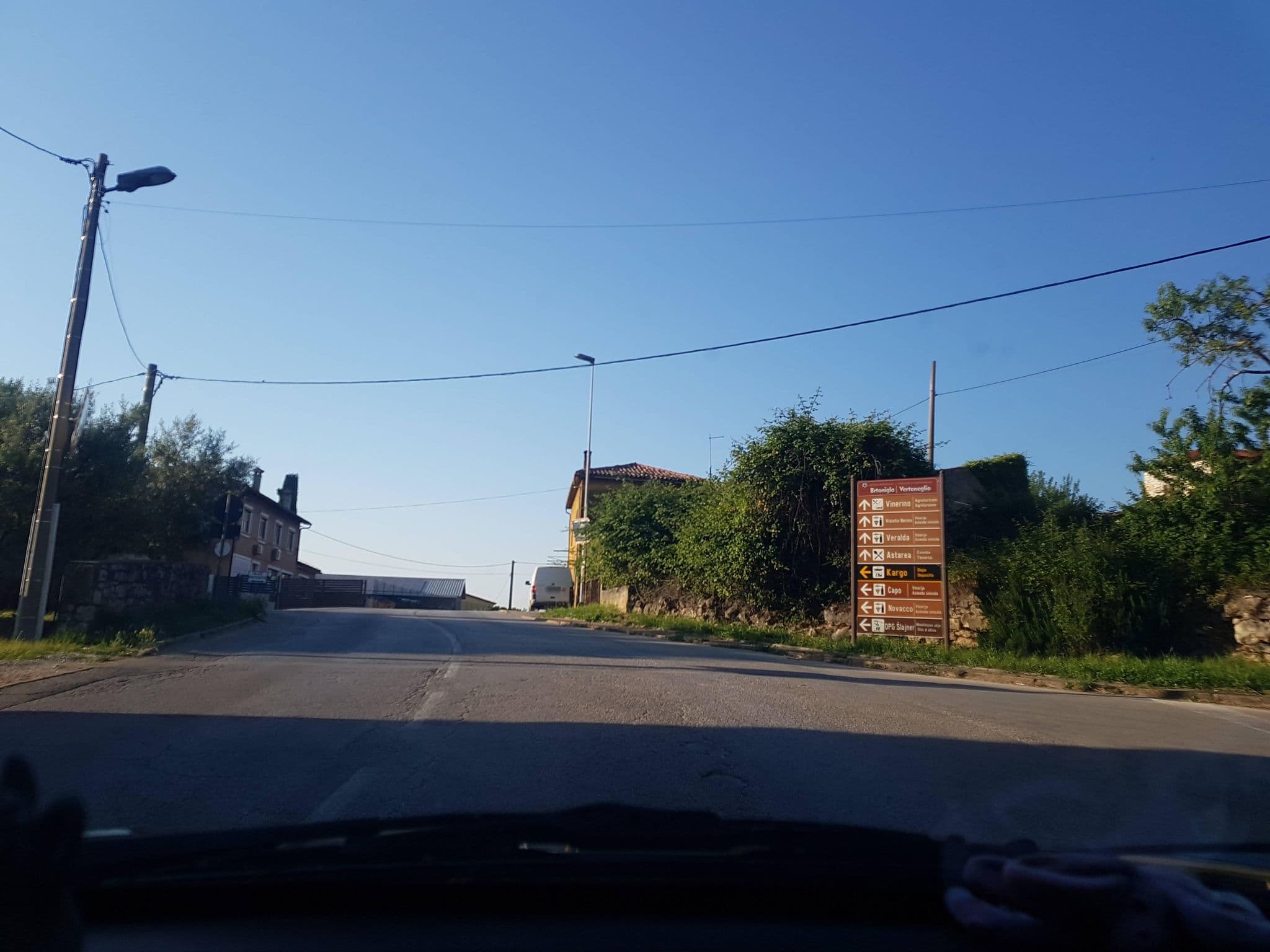 Street view near DENIA d.o.o., Buje — © igorzo (CC BY-SA · Mapillary)