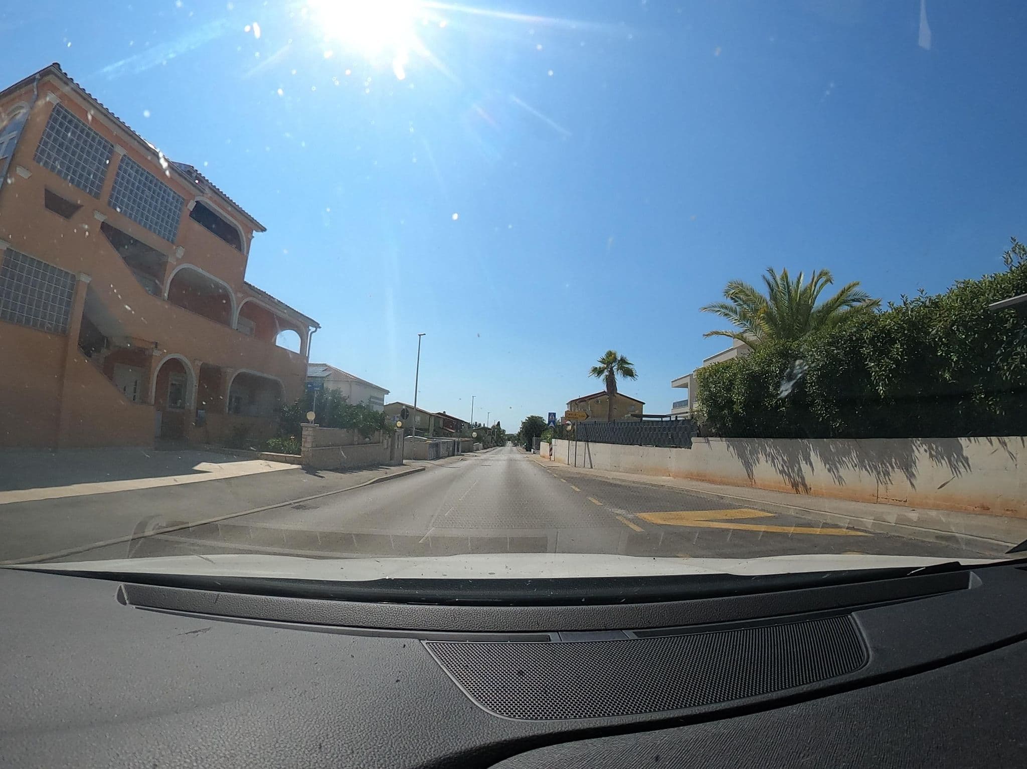Street view near Apartments Contessa, Novigrad — © vst (CC BY-SA · Mapillary)