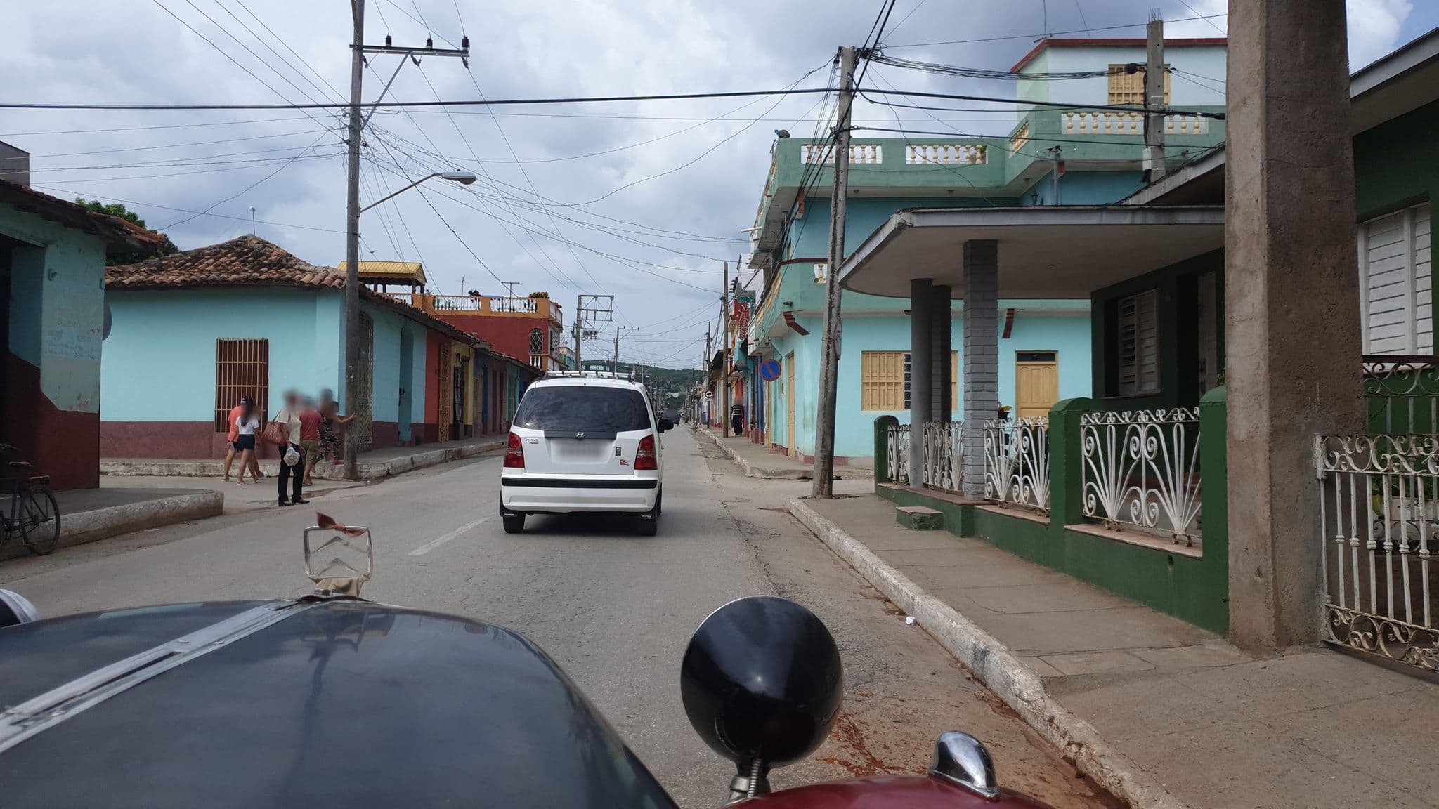 Street view near Hostal Bungalow Tropical, Trinidad