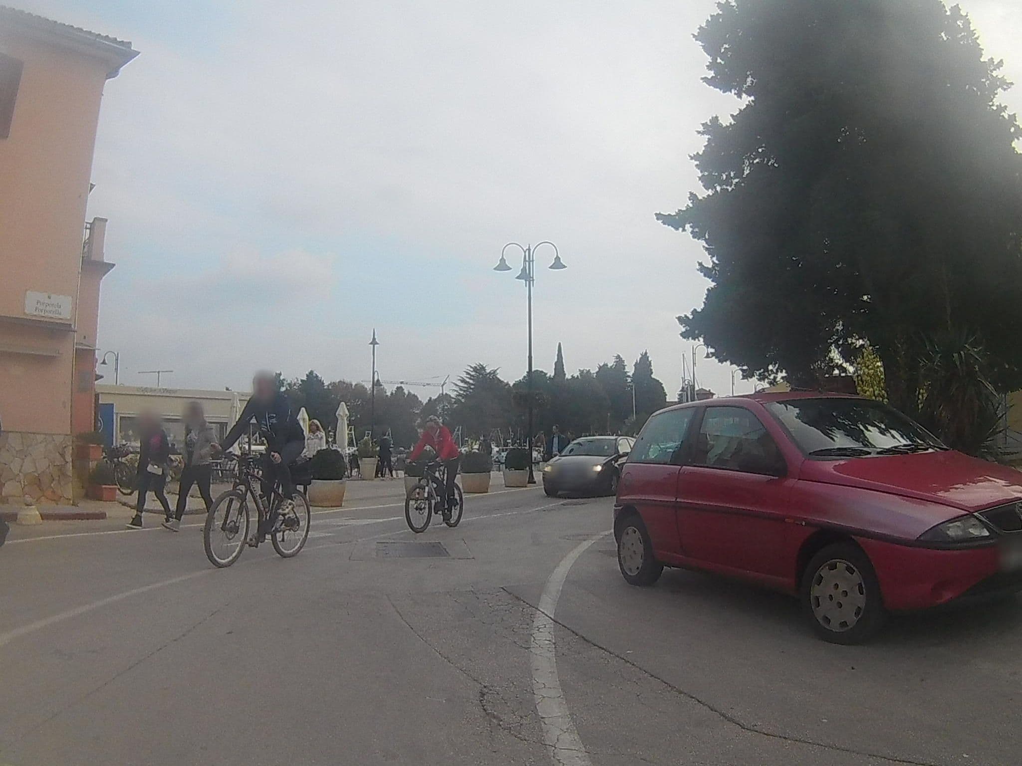 Street view near Hotel Emonia, Novigrad — © buma (CC BY-SA · Mapillary)