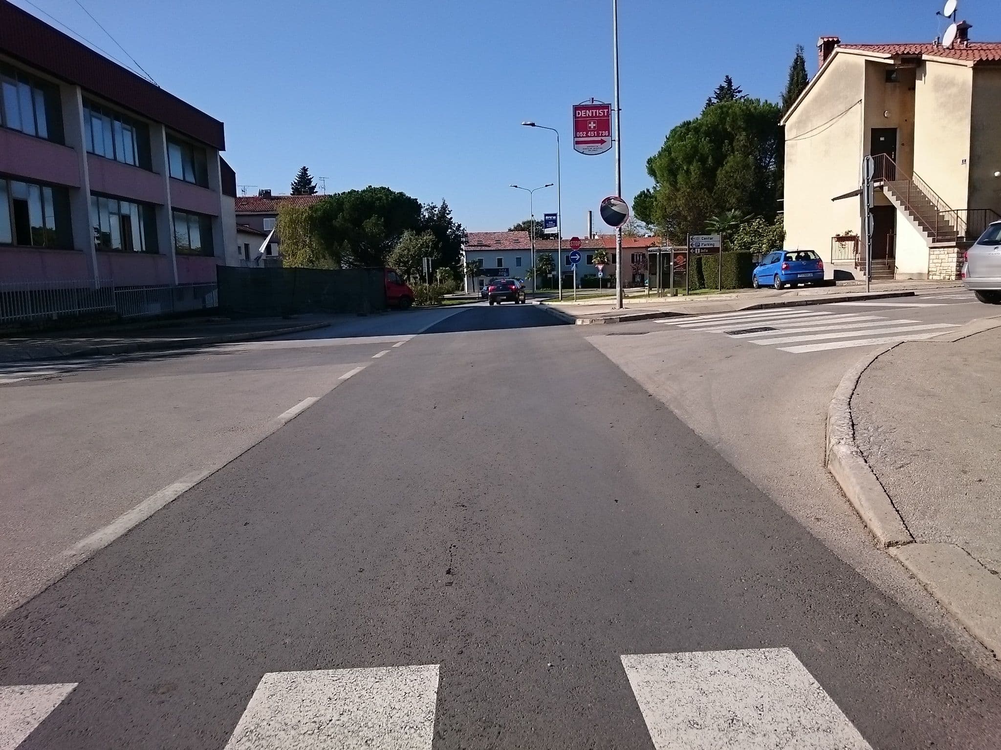 Street view near Emmina Rooms, Poreč — © voschix (CC BY-SA · Mapillary)