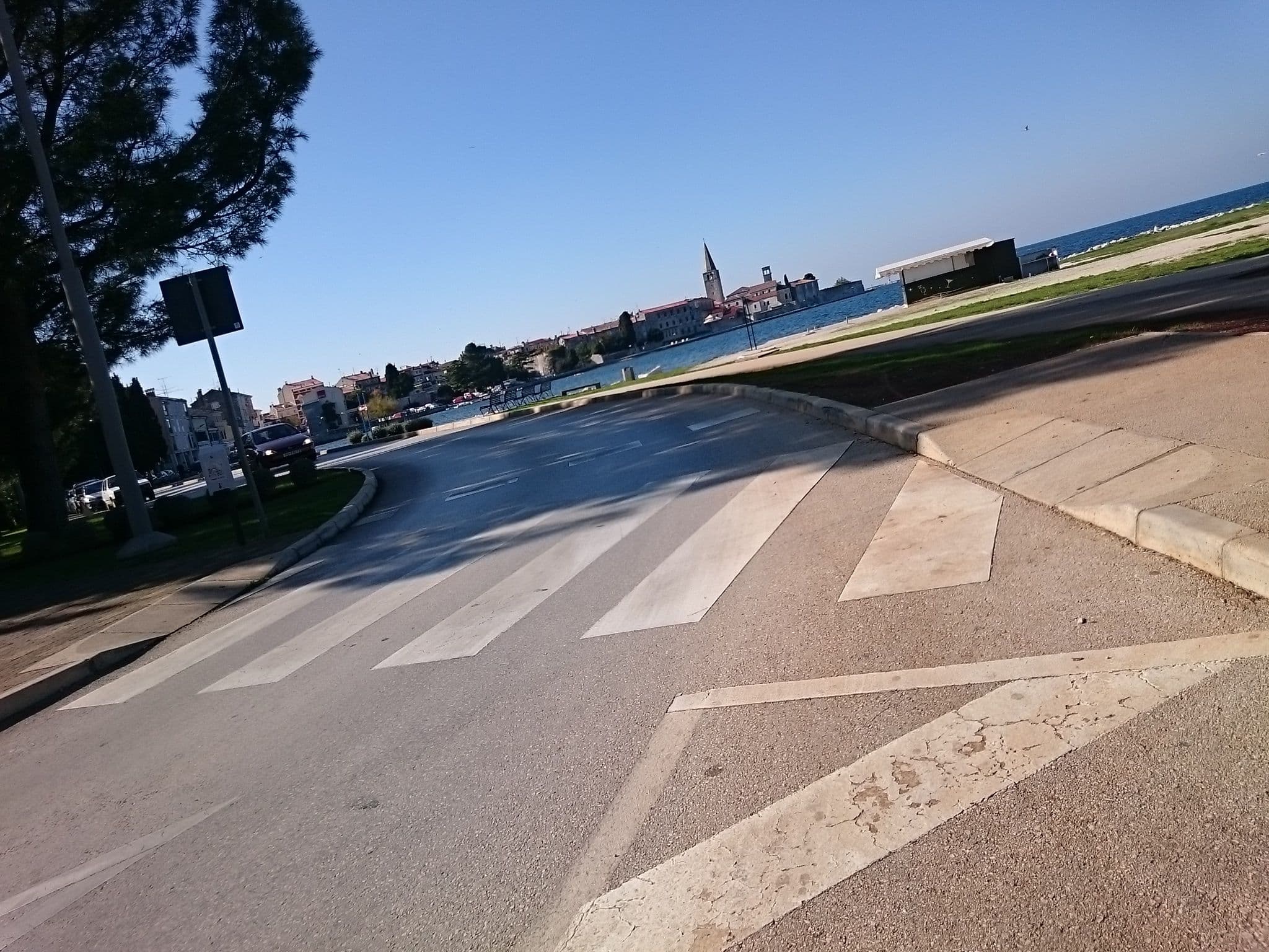 Street view near Lanterna Apartments Tar-Vabriga, Poreč — © voschix (CC BY-SA · Mapillary)