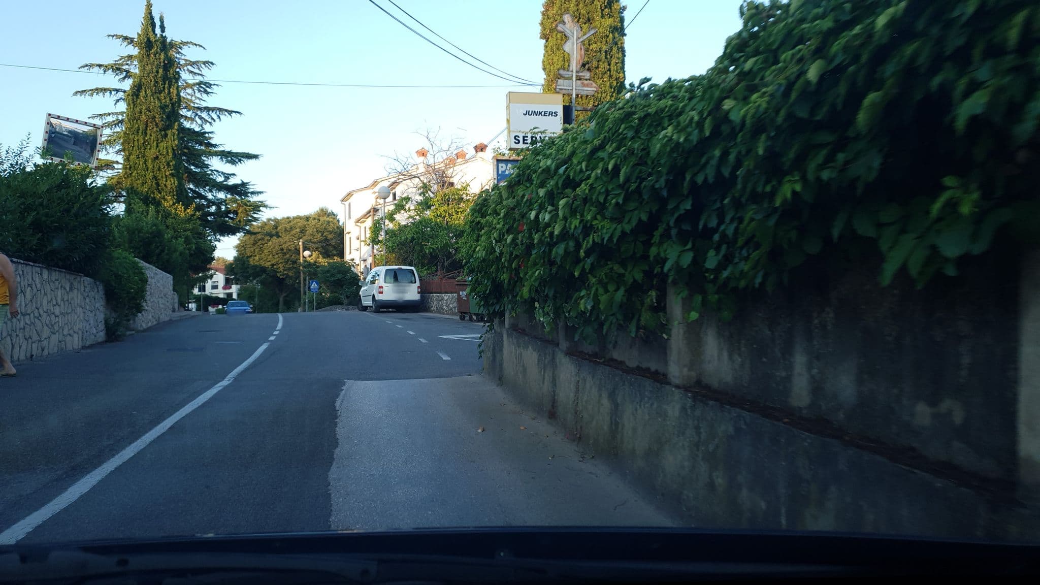 Street view near VILLA BRANKA TOURS d.o.o., Njivice — © b166er (CC BY-SA · Mapillary)