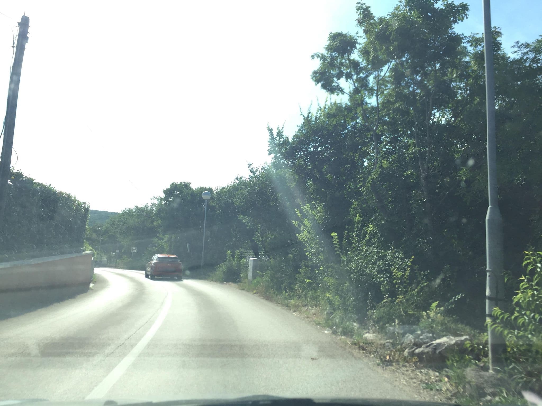 Street view near Apartments Vodopija, Njivice — © igorzo (CC BY-SA · Mapillary)