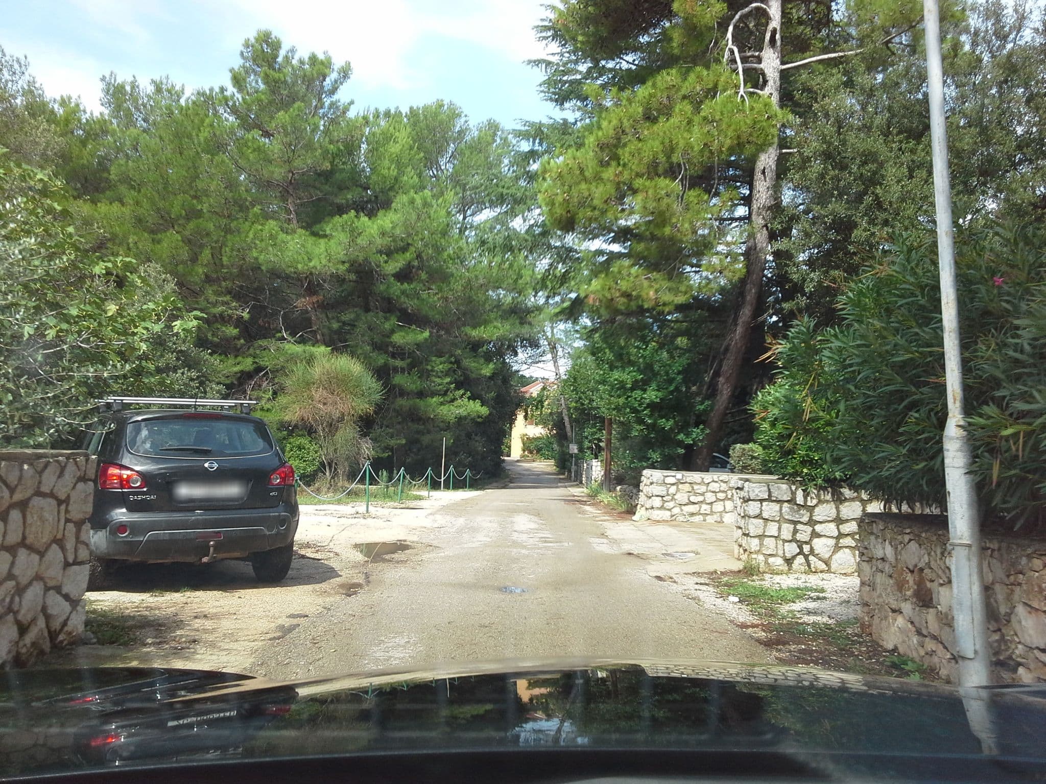 Street view near Apartments Marisa, Mali Lošinj — © klypern (CC BY-SA · Mapillary)